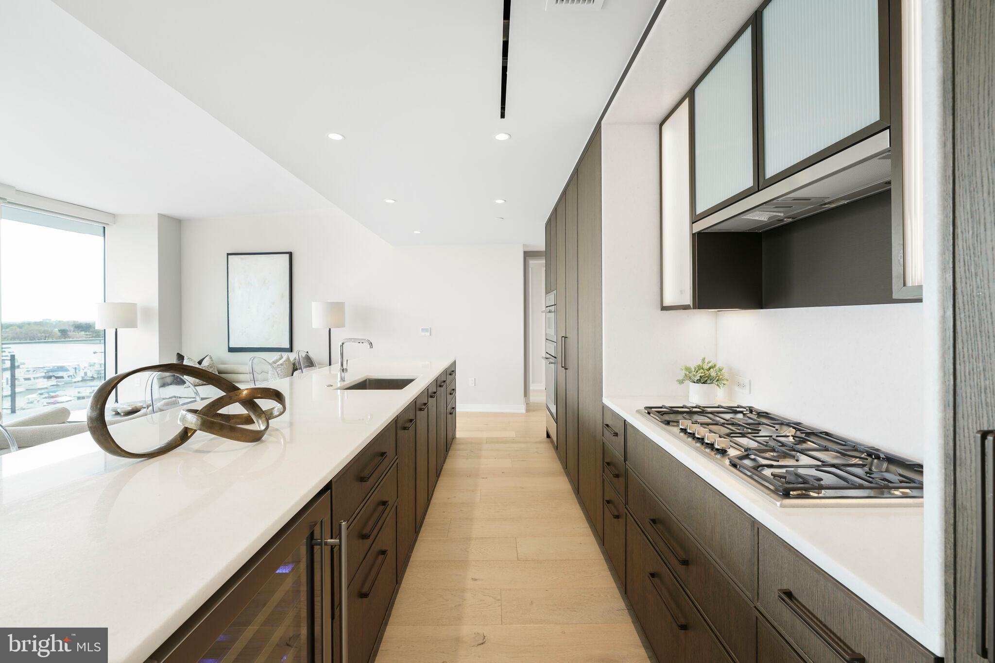 SOUTHWEST WATERFRONT - Residential