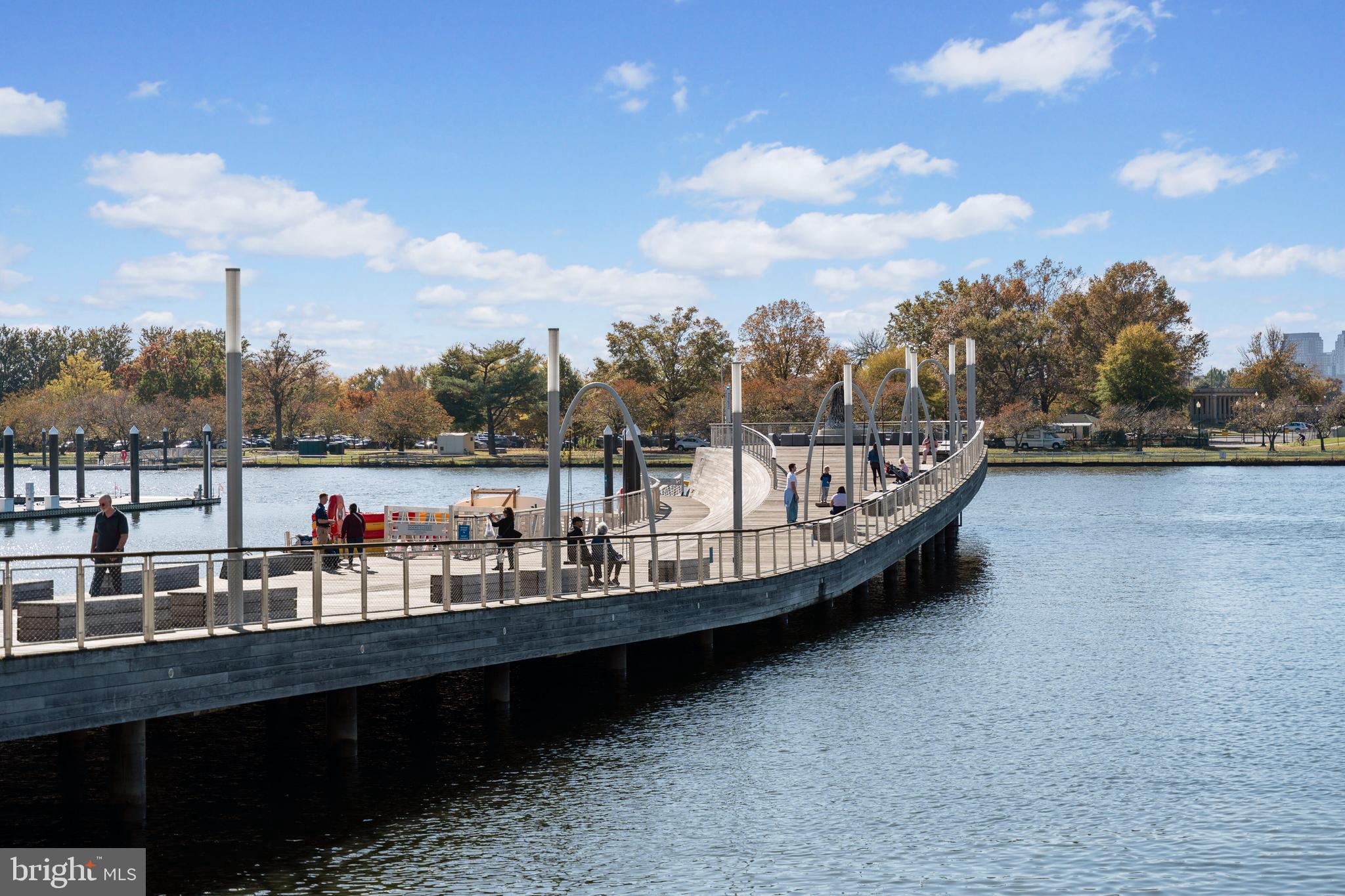 SOUTHWEST WATERFRONT - Residential