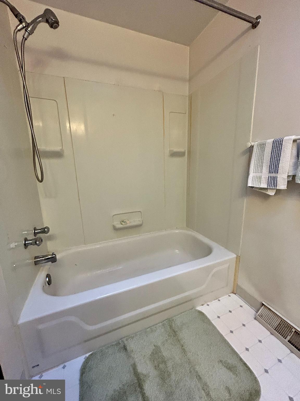 BROOKLYN - Residential