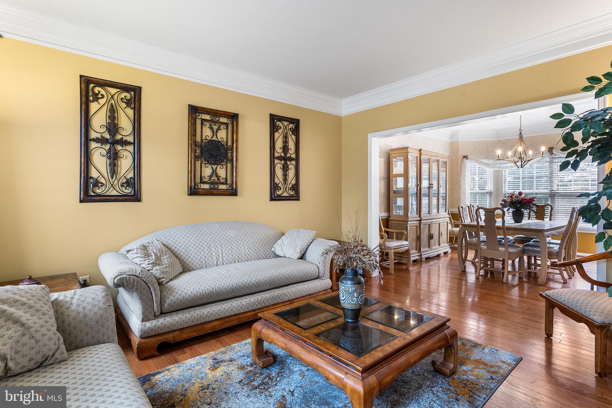 904 FRESCOES WAY