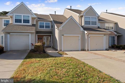 102 DORAL DRIVE BLACKWOOD NJ 08012