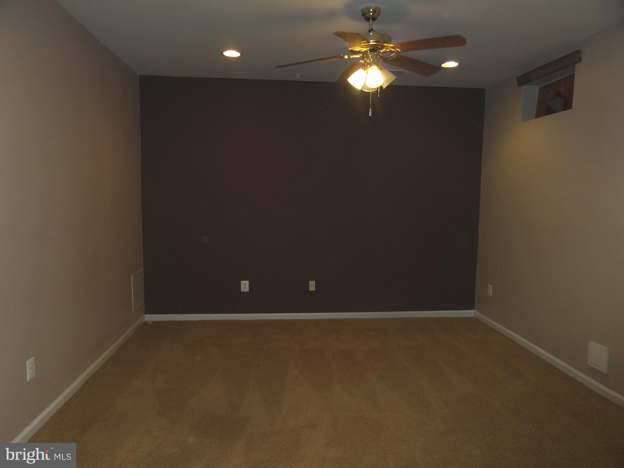 RIVERWATCH COMMONS - Residential