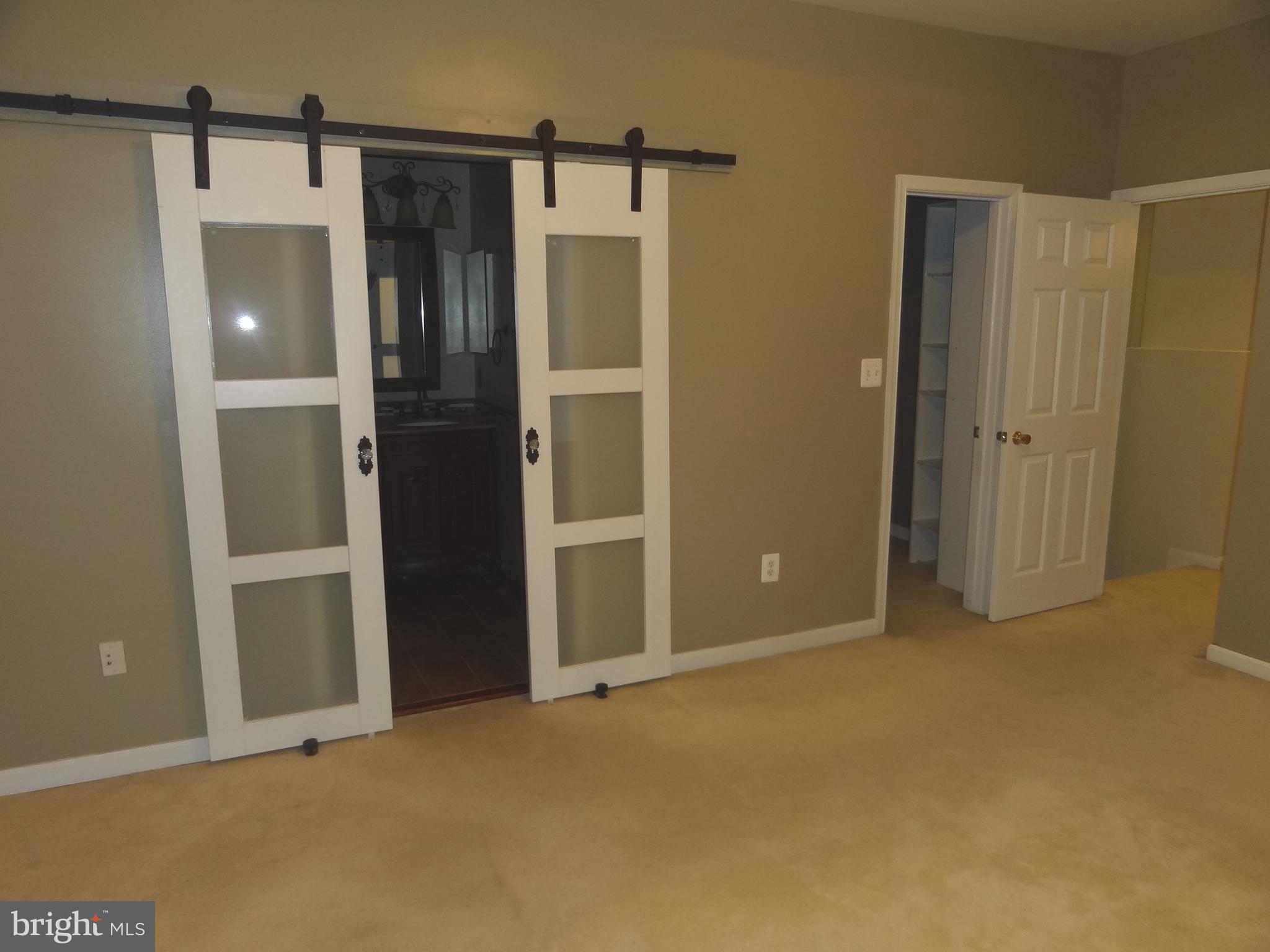 RIVERWATCH COMMONS - Residential