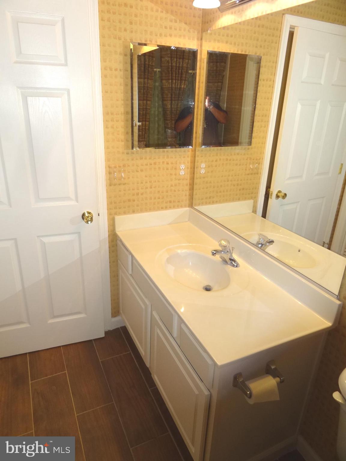 RIVERWATCH COMMONS - Residential