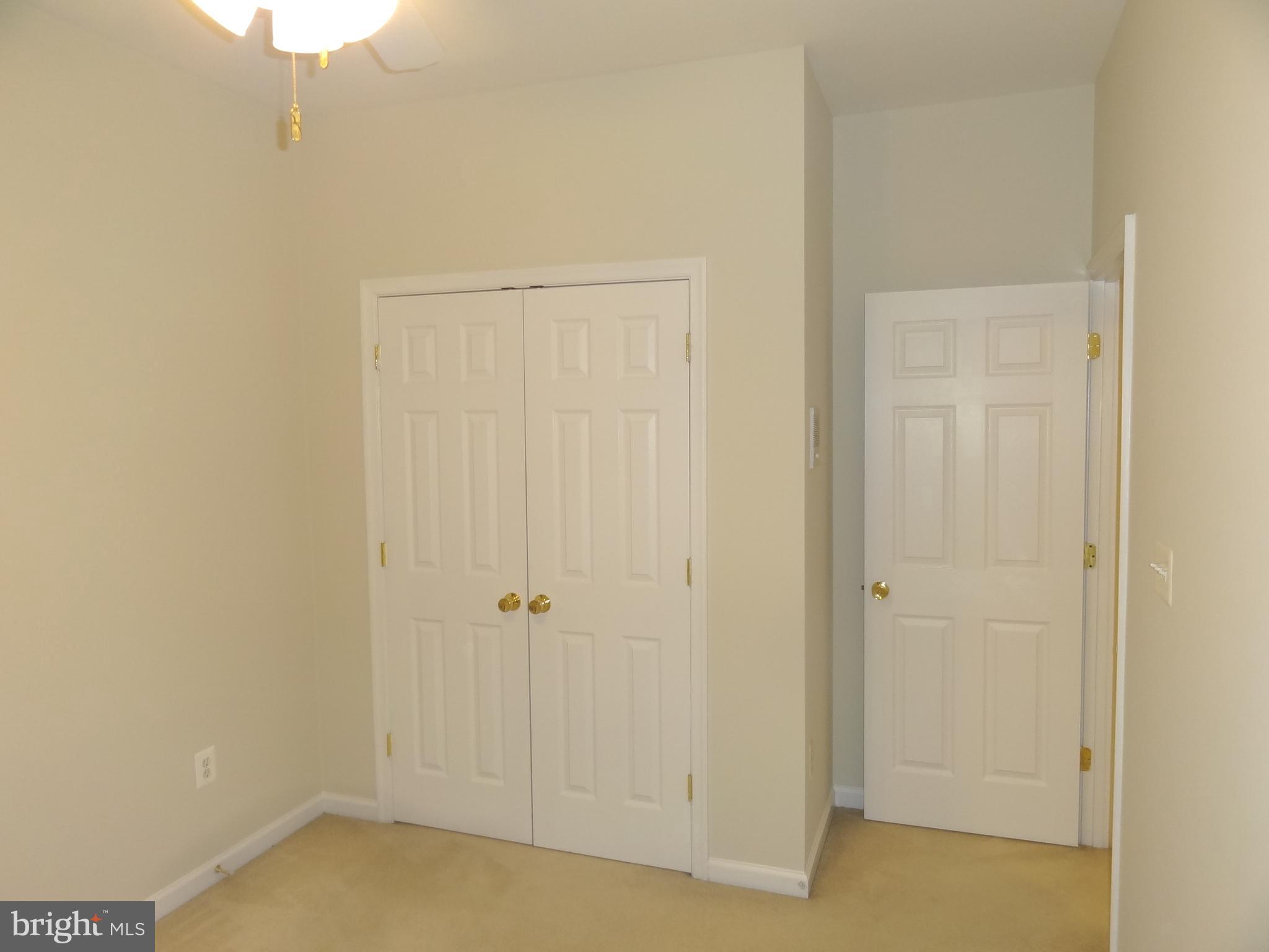 RIVERWATCH COMMONS - Residential