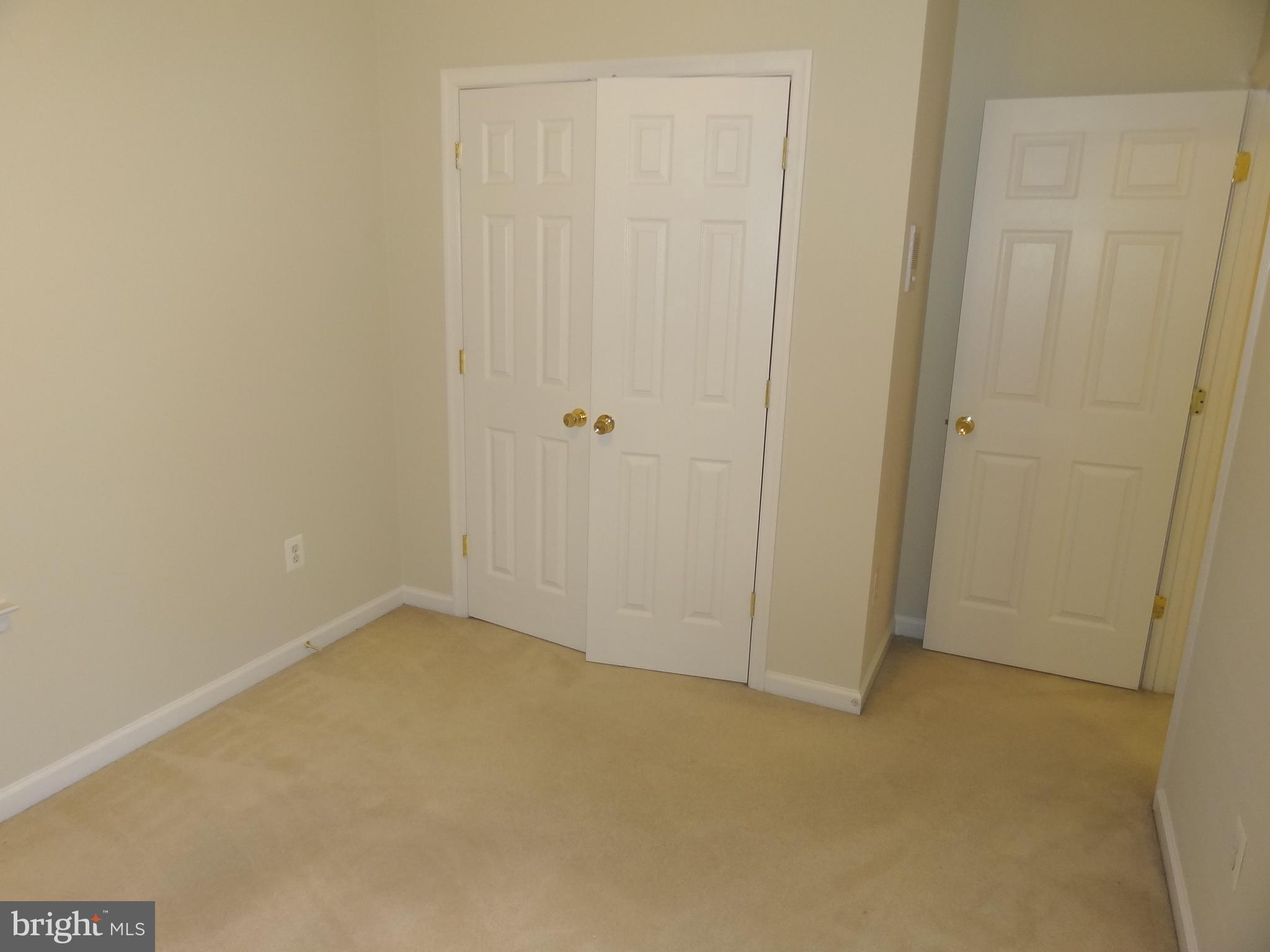 RIVERWATCH COMMONS - Residential