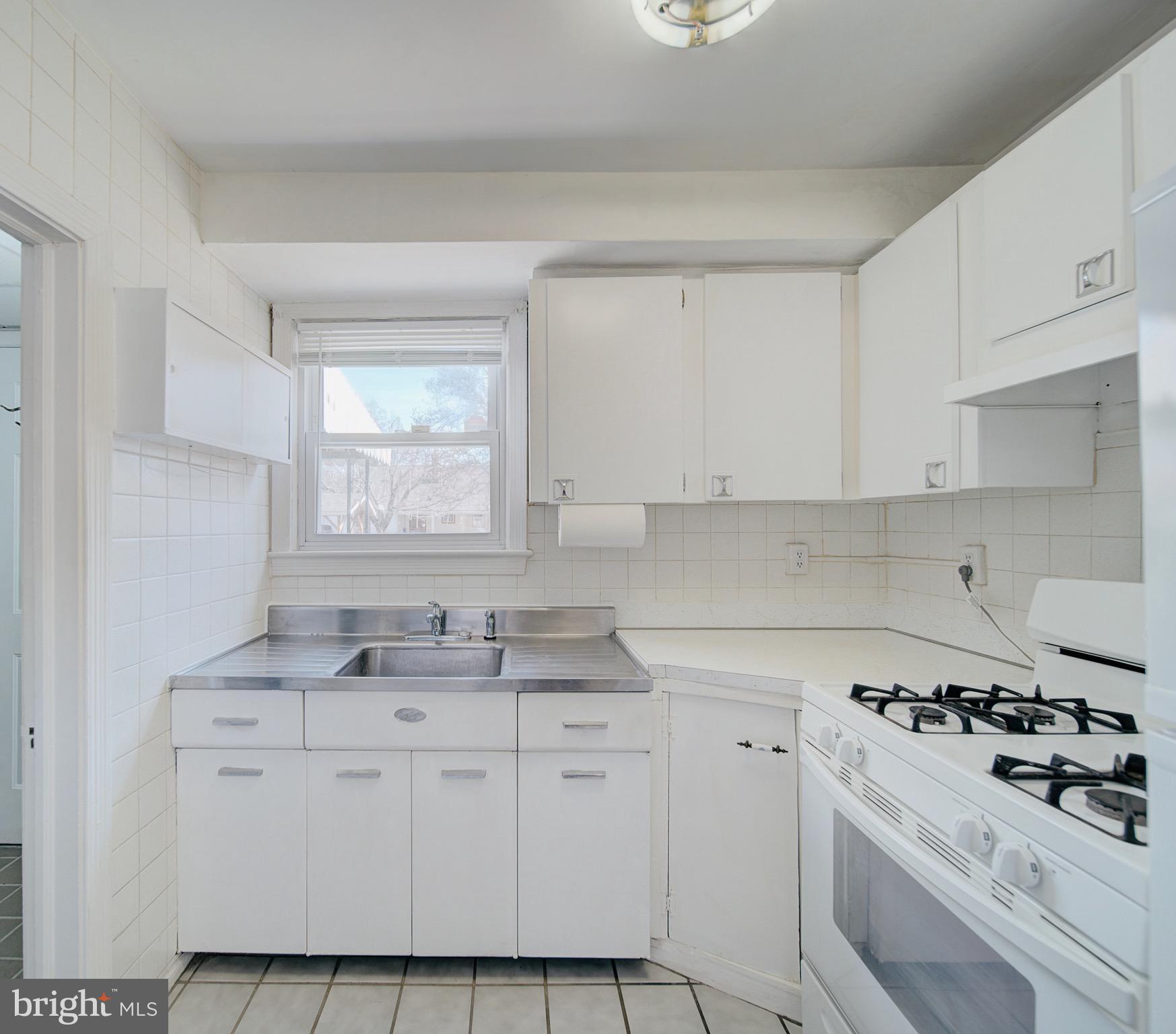 GREEN MEADOWS - Residential