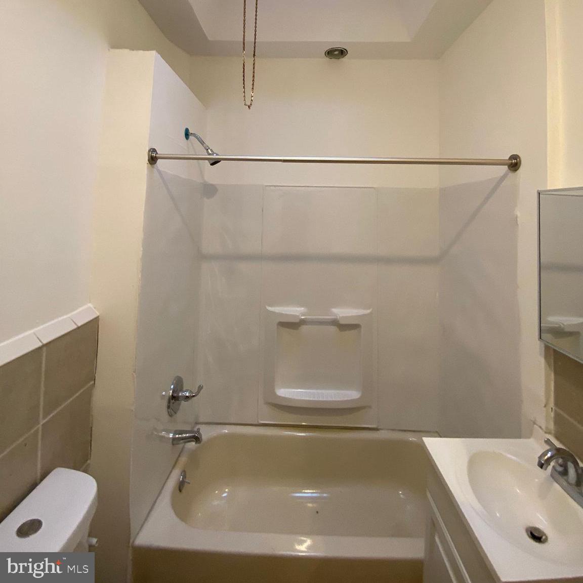 GERMANTOWN (EAST) - Residential Lease