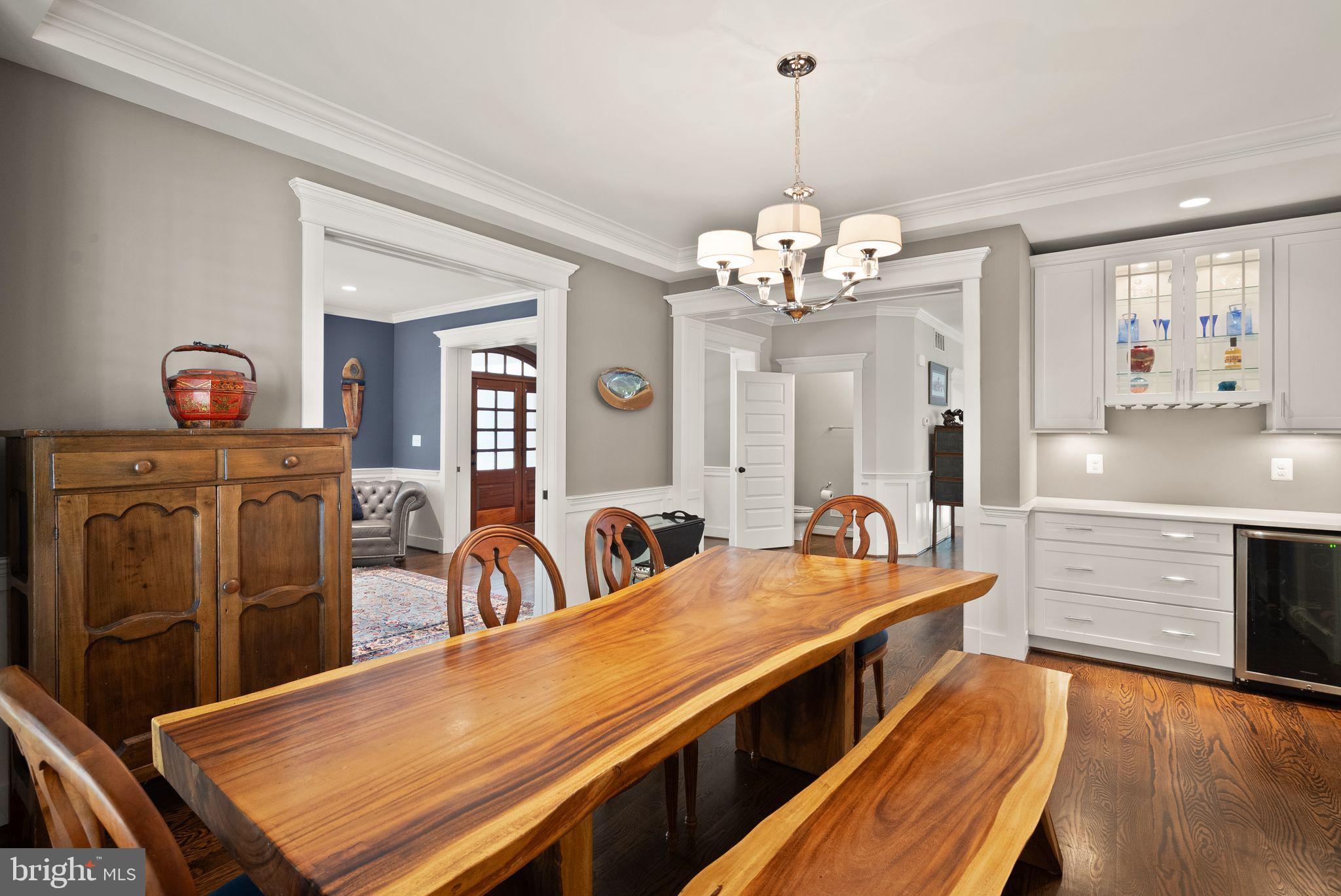 VIENNA WOODS - Residential
