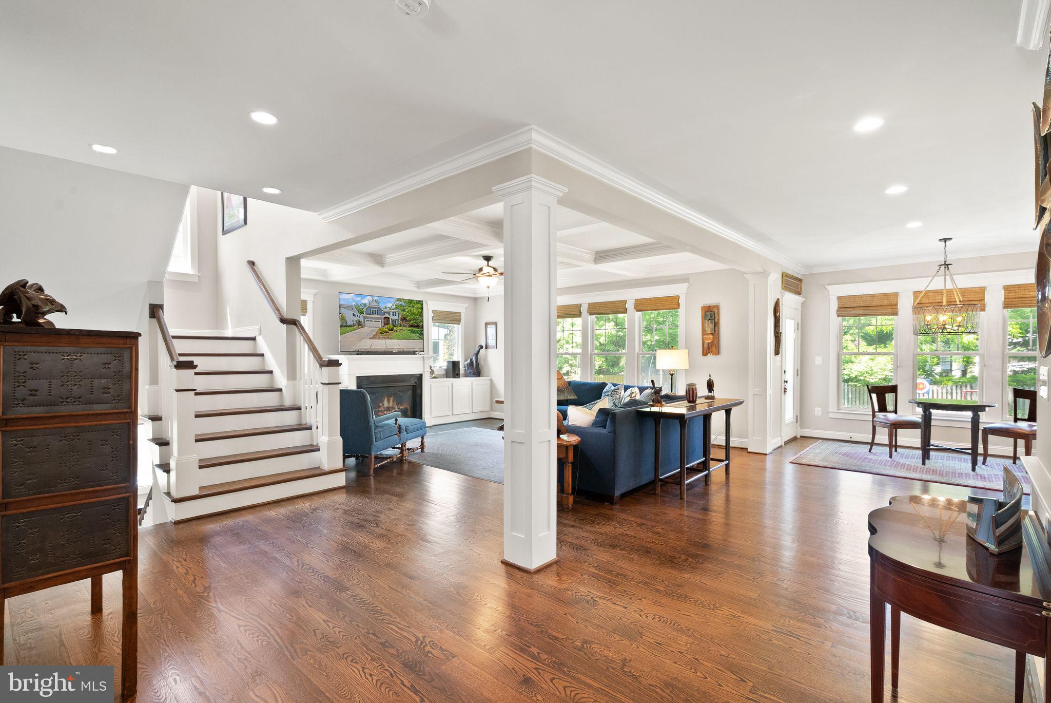 VIENNA WOODS - Residential