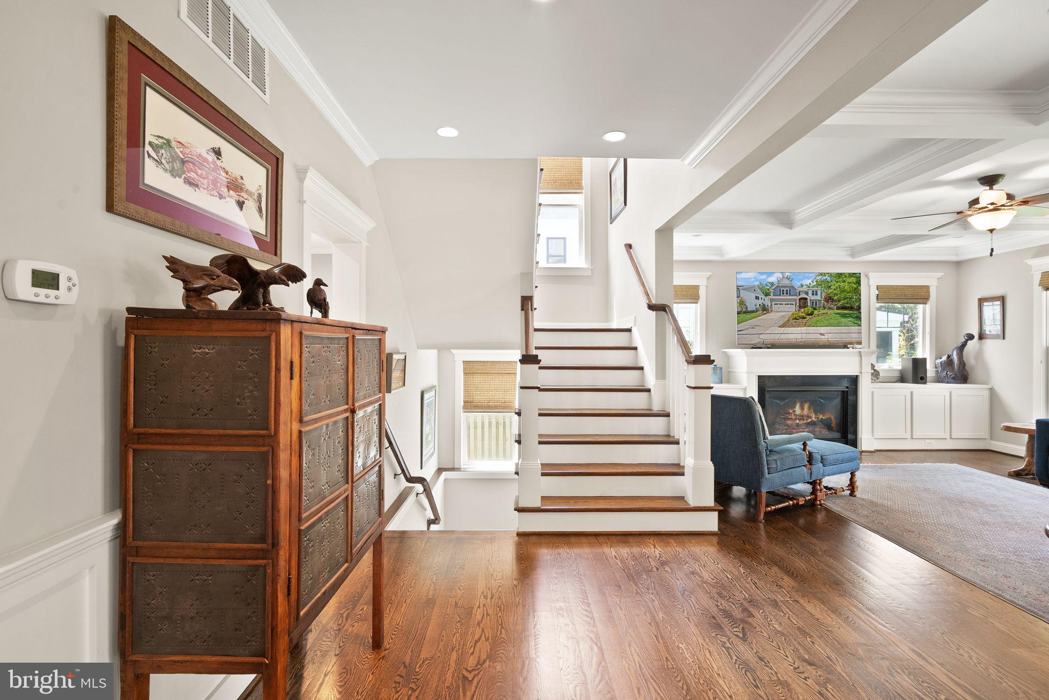 VIENNA WOODS - Residential