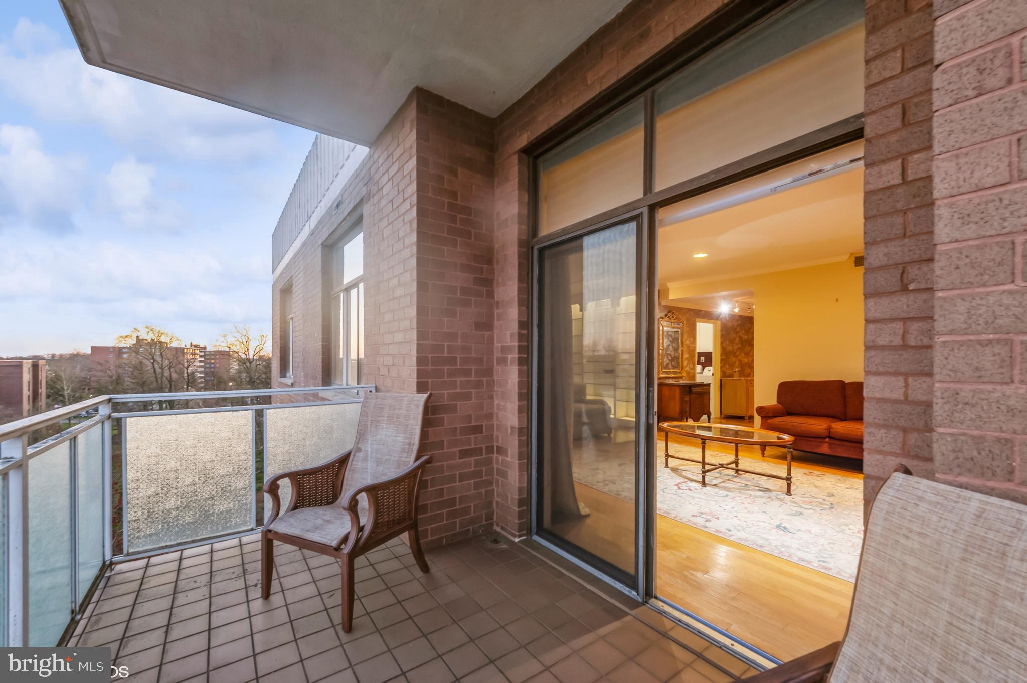 ONE SLADE - Residential