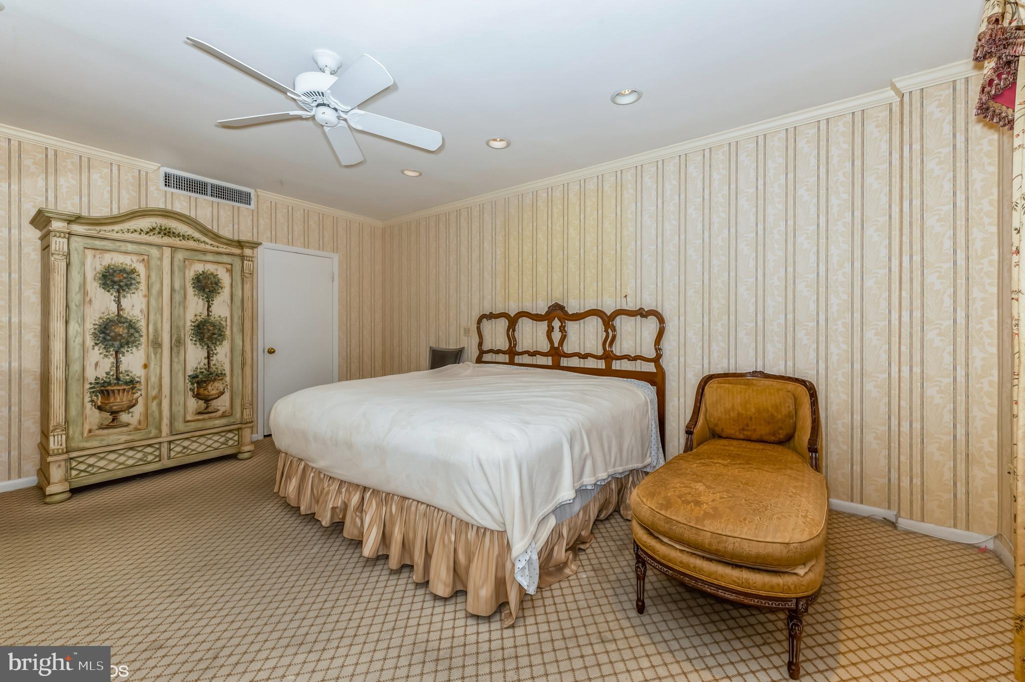 ONE SLADE - Residential