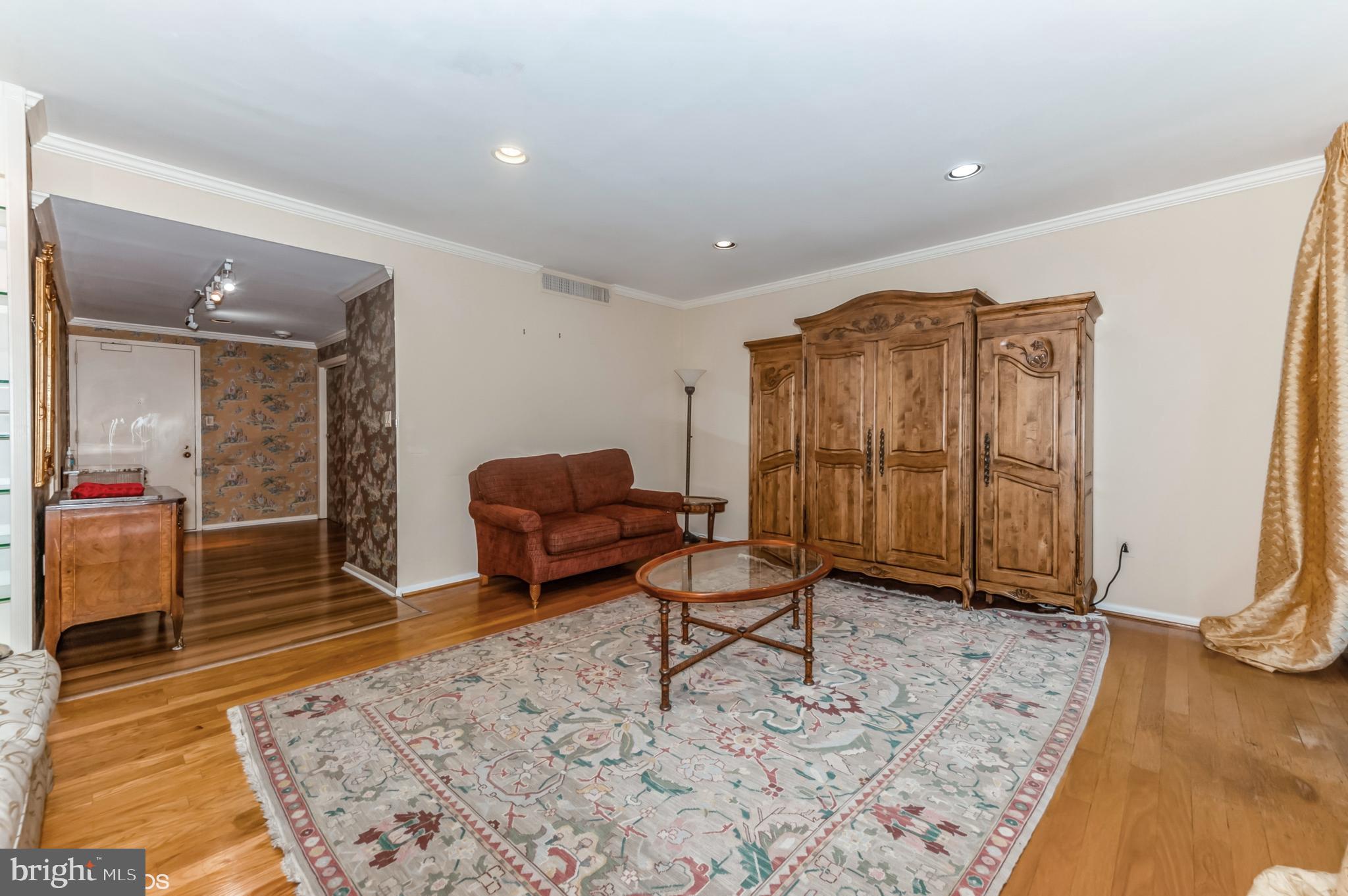 ONE SLADE - Residential