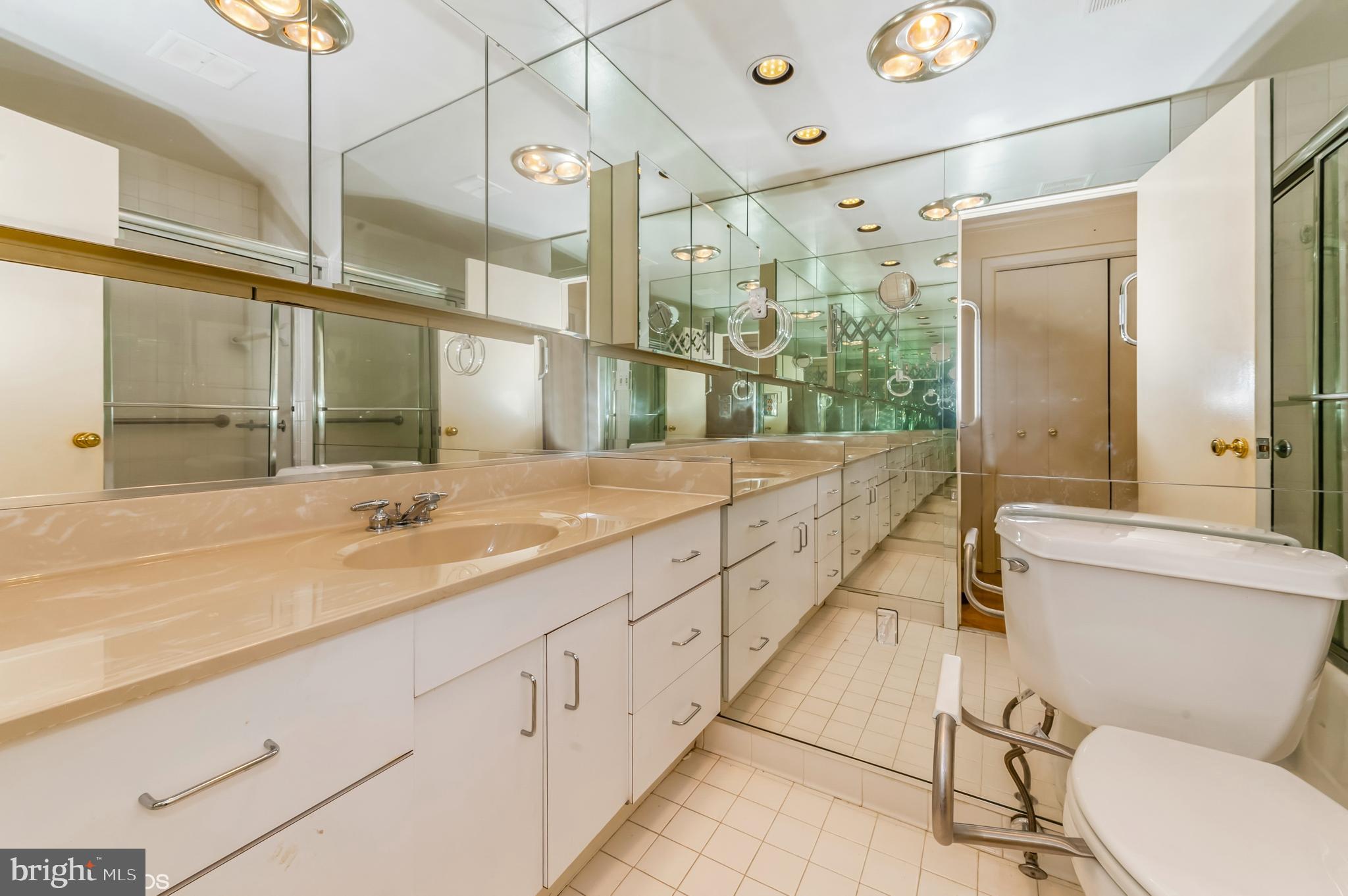 ONE SLADE - Residential