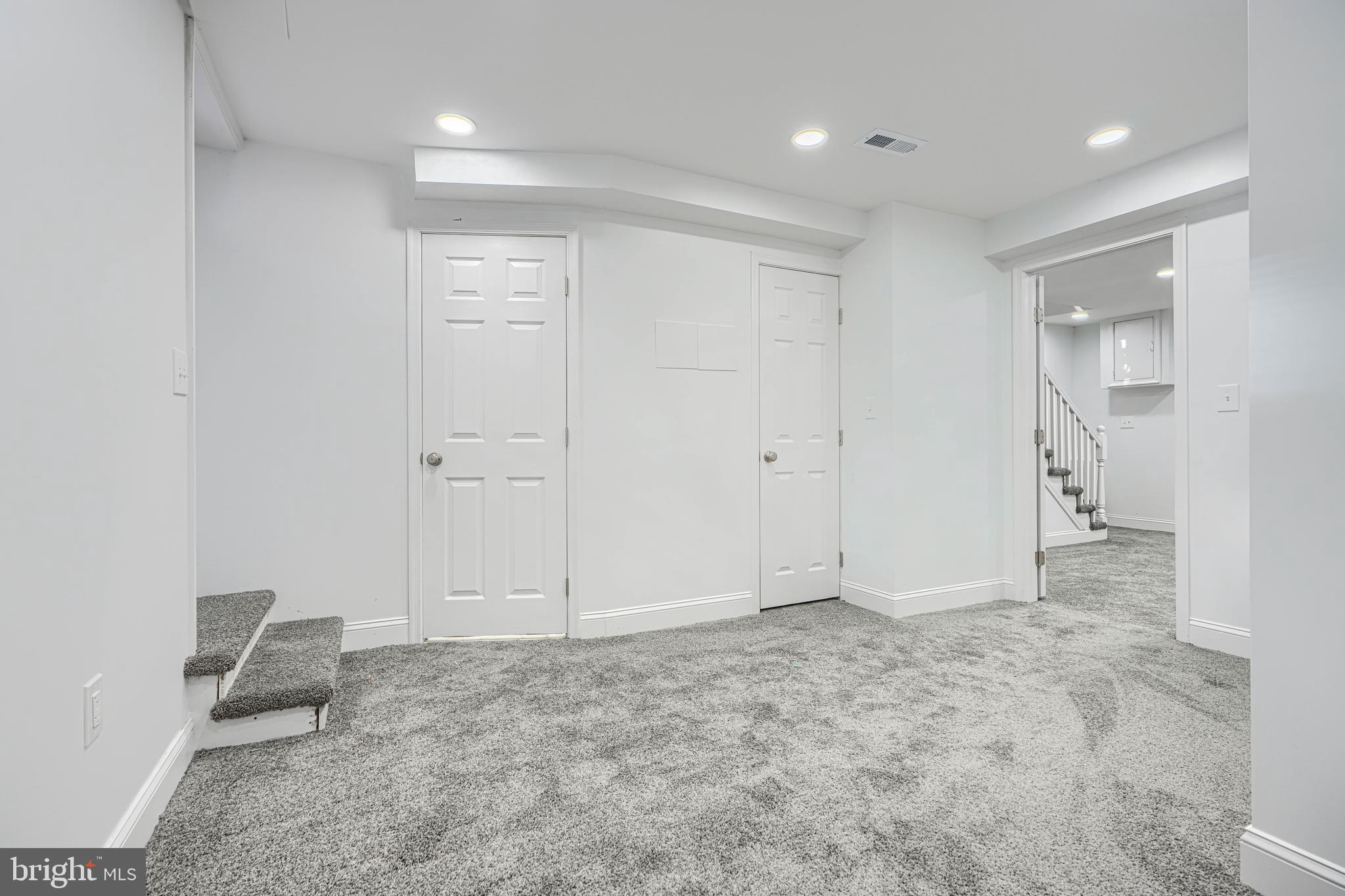 GREENSPRING - Residential