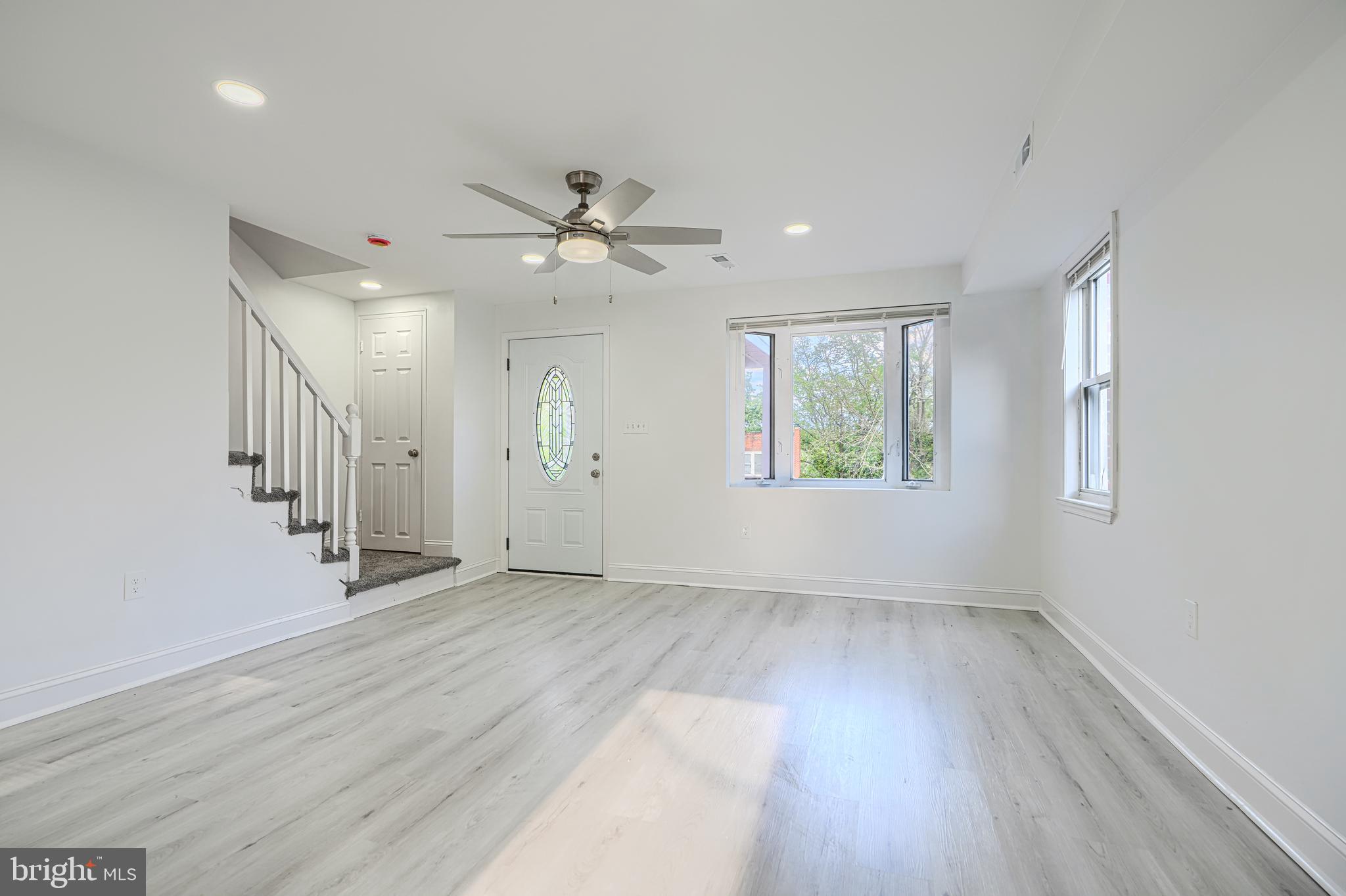 GREENSPRING - Residential