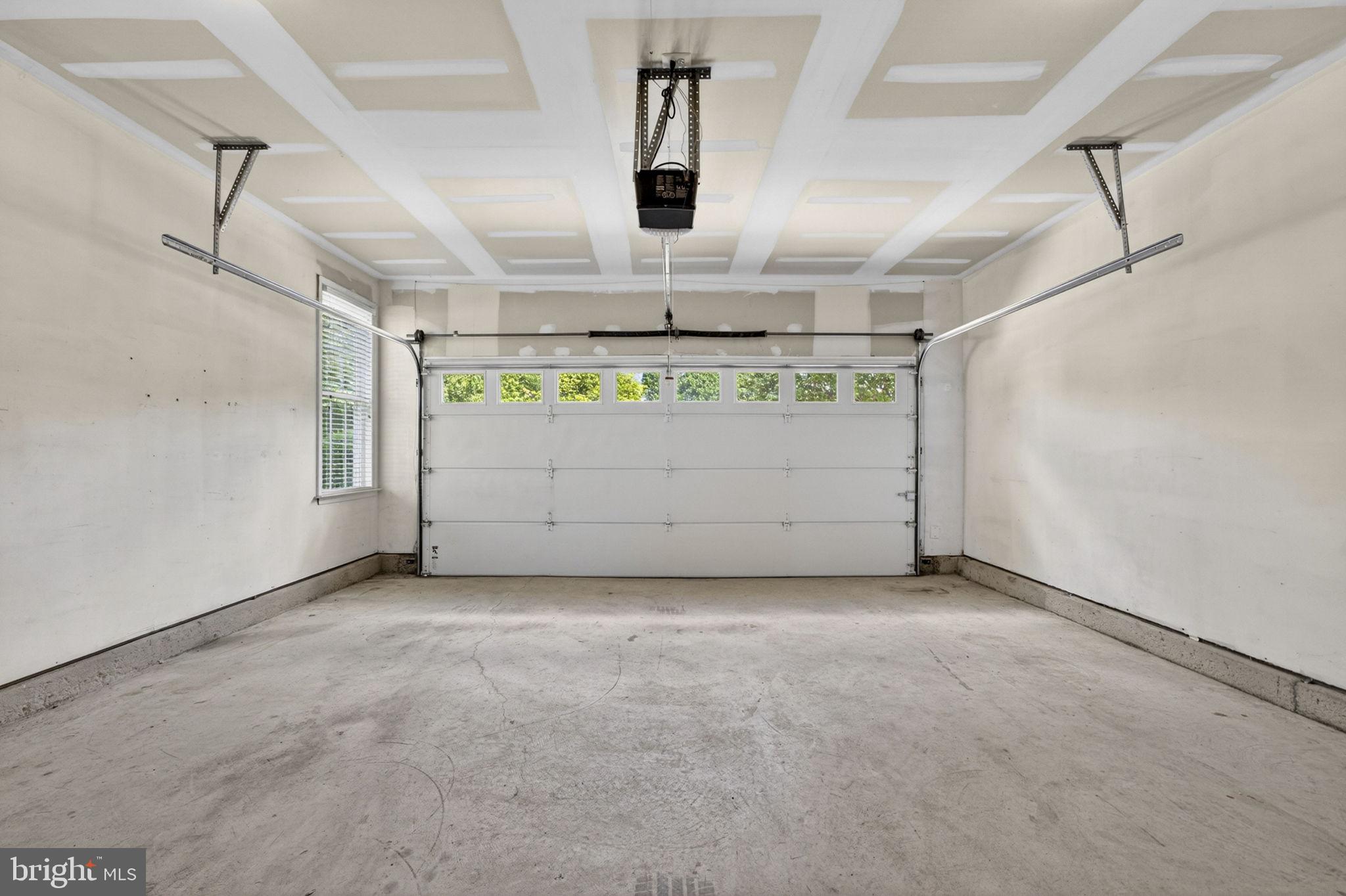 HERITAGE HUNT - Residential