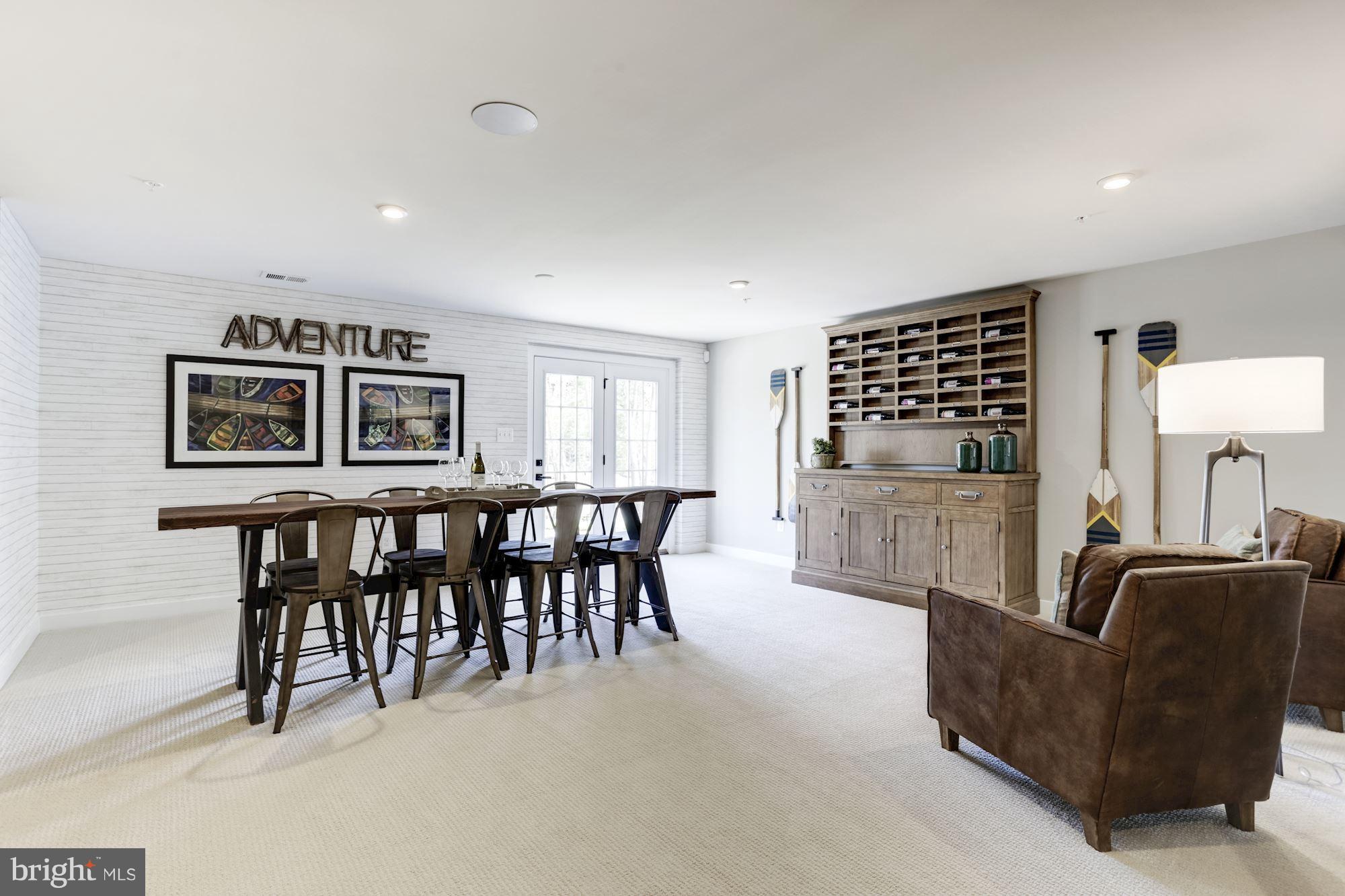 LAKE LINGANORE WOODRIDGE - Residential