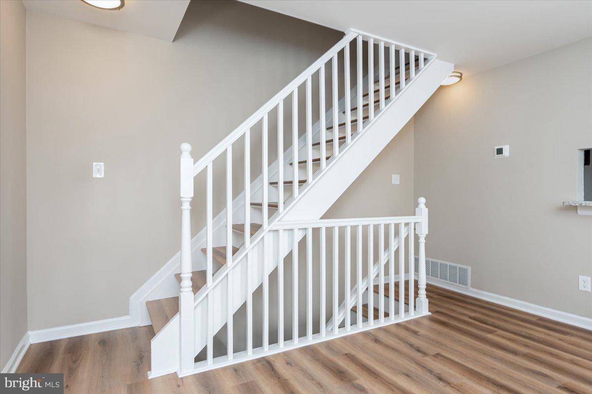 BROOKSHIRE - Residential