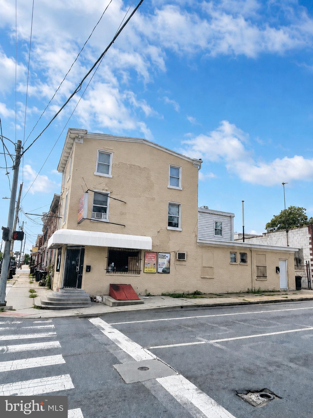 1 S JACKSON STREET