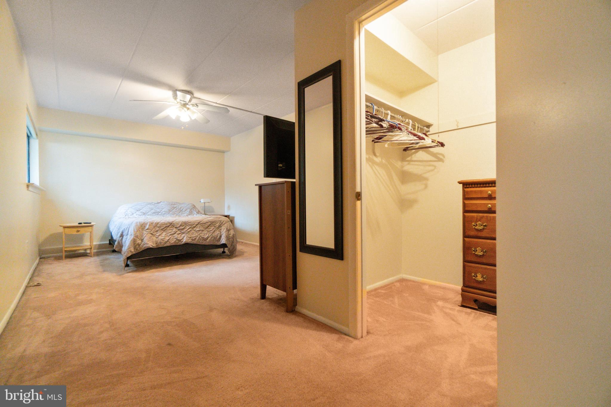 TOWN CENTER - Residential