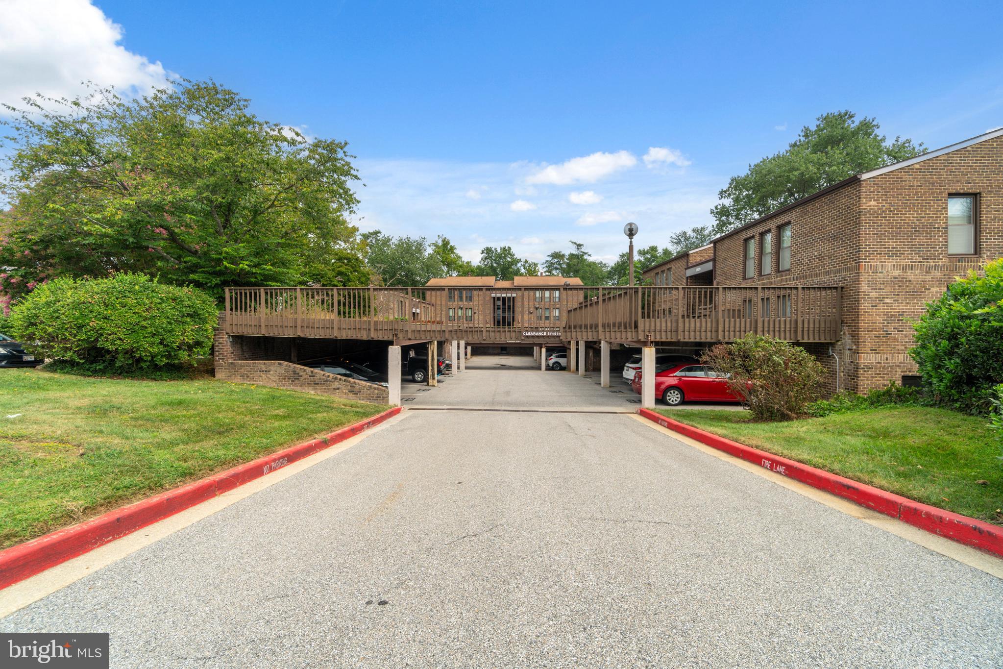 TOWN CENTER - Residential