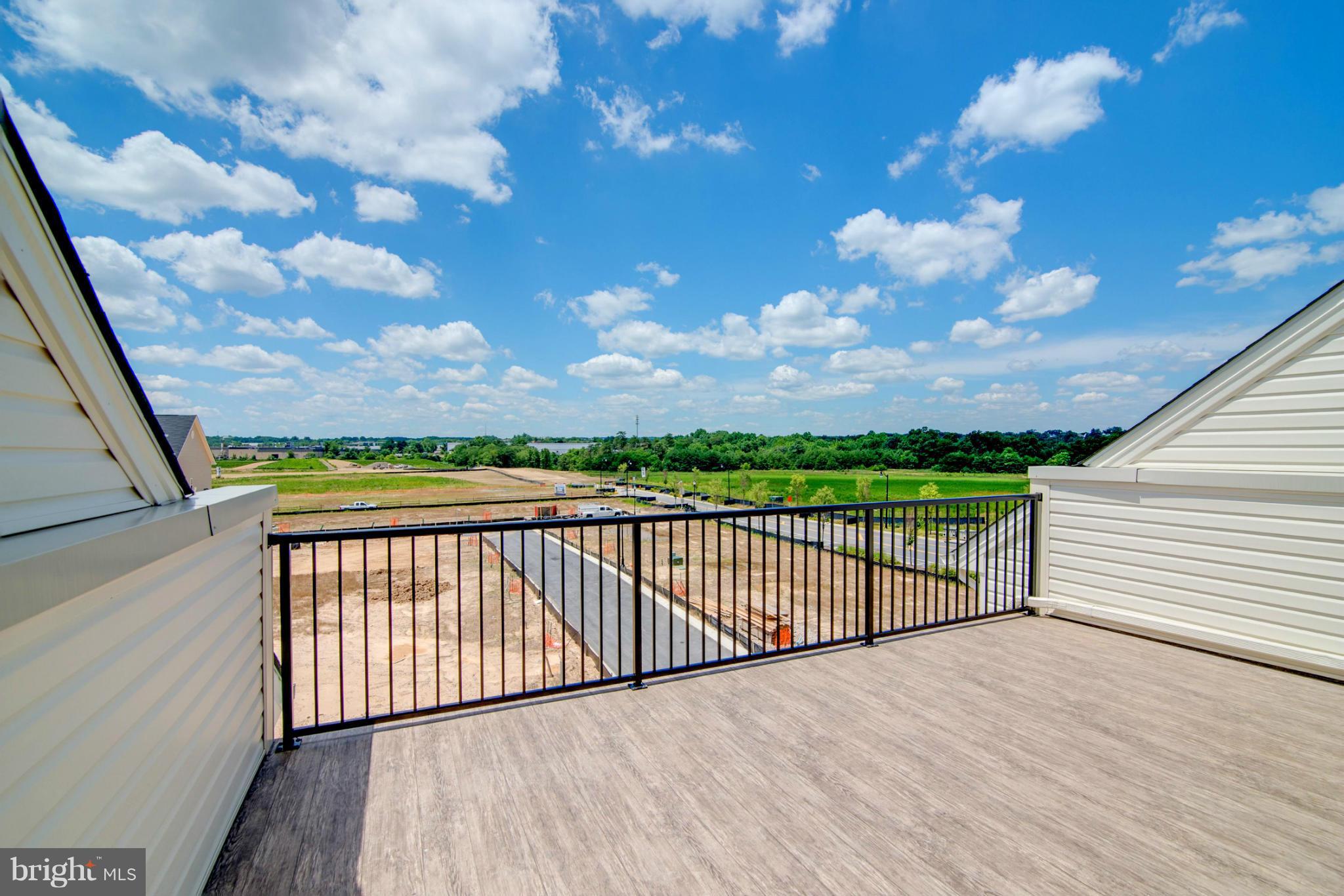 OXFORD SQUARE - Residential