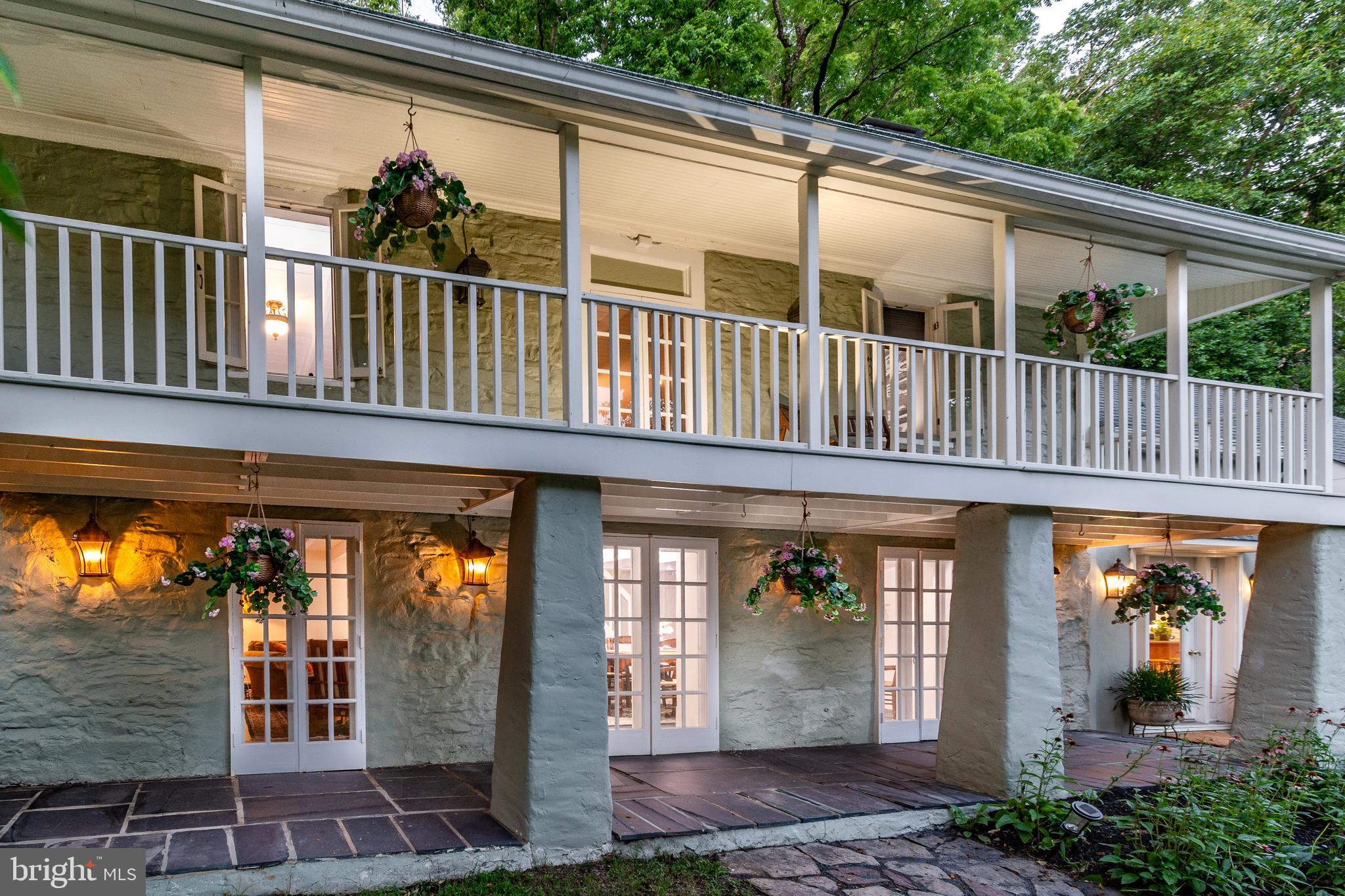 21 OLD RIVER ROAD