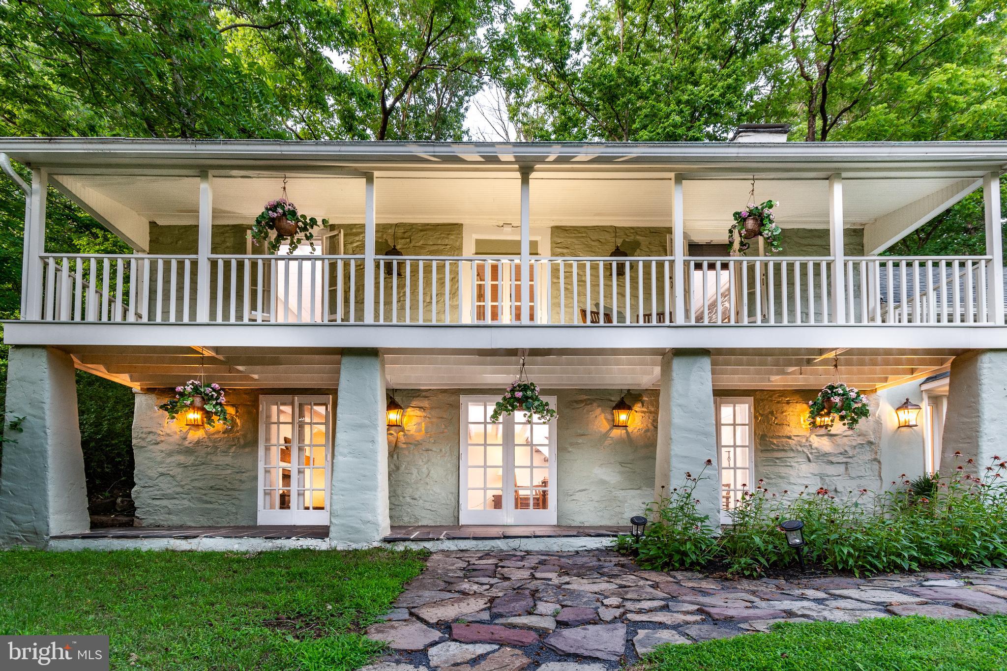 21 OLD RIVER ROAD