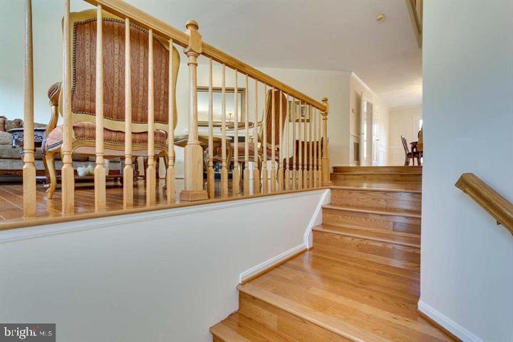 2129 KINGS GARDEN WAY