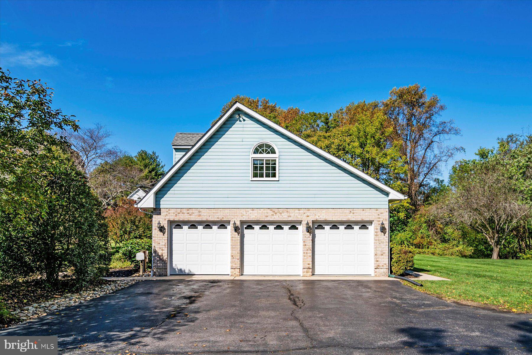 CALVERT ESTATES - Residential