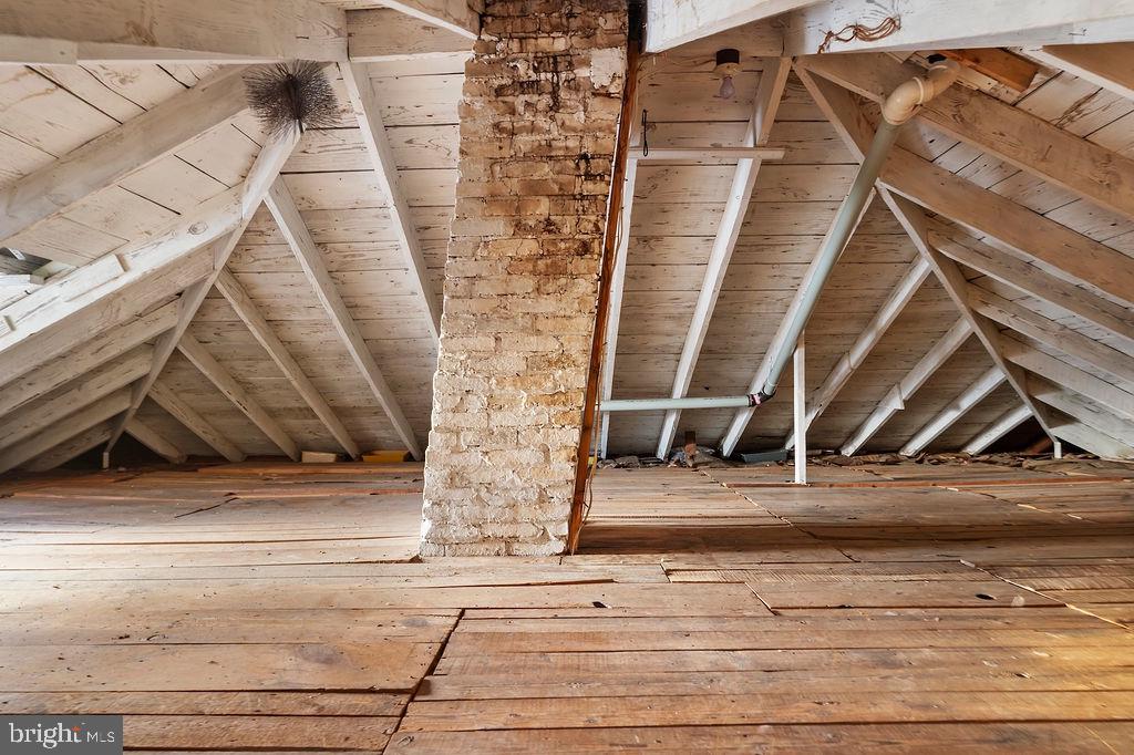 NORTH HANOVER - Residential