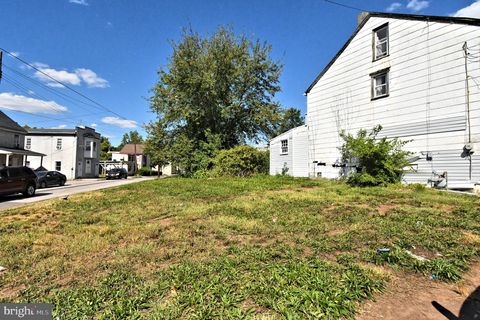 Vacant Land For Sale - 399 Lincoln Avenue<br/> POTTSTOWN, PA 19464