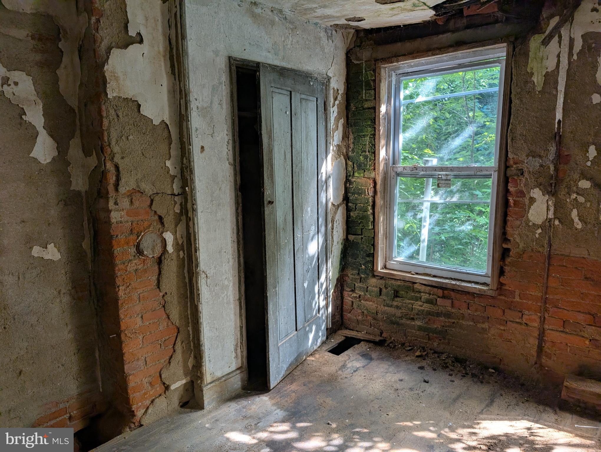 GERMANTOWN (EAST) - Residential