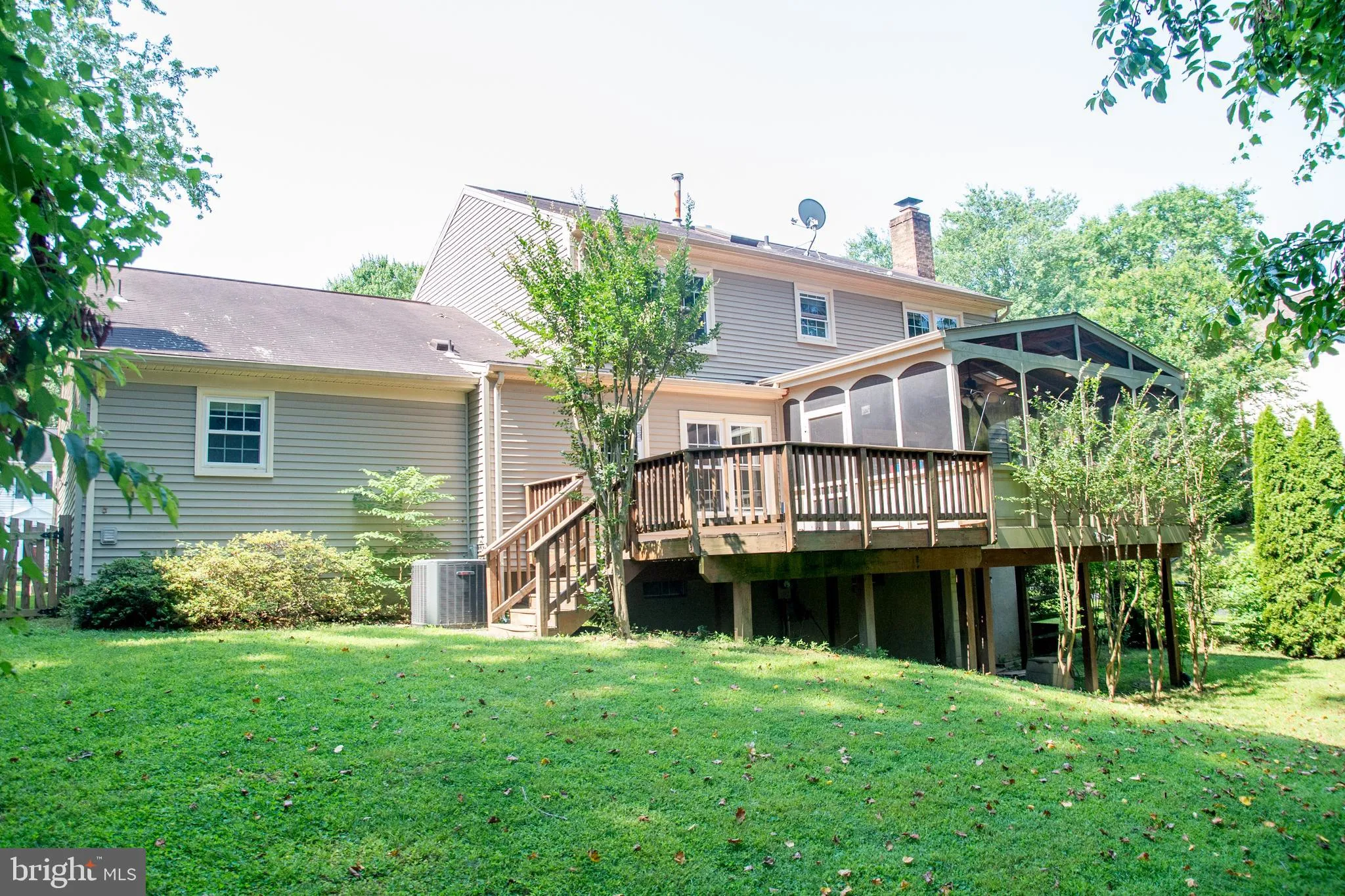 Burke, Virginia 22015, United States, 4 Bedrooms Bedrooms, ,3 BathroomsBathrooms,Residential,Active,243927