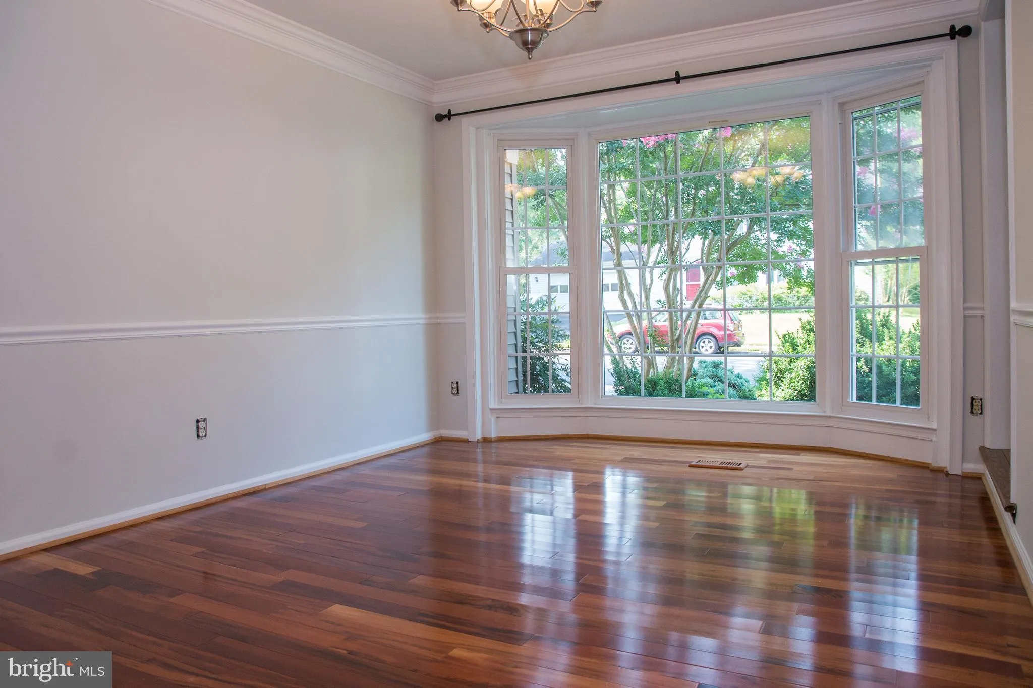 Burke, Virginia 22015, United States, 4 Bedrooms Bedrooms, ,3 BathroomsBathrooms,Residential,Active,243927