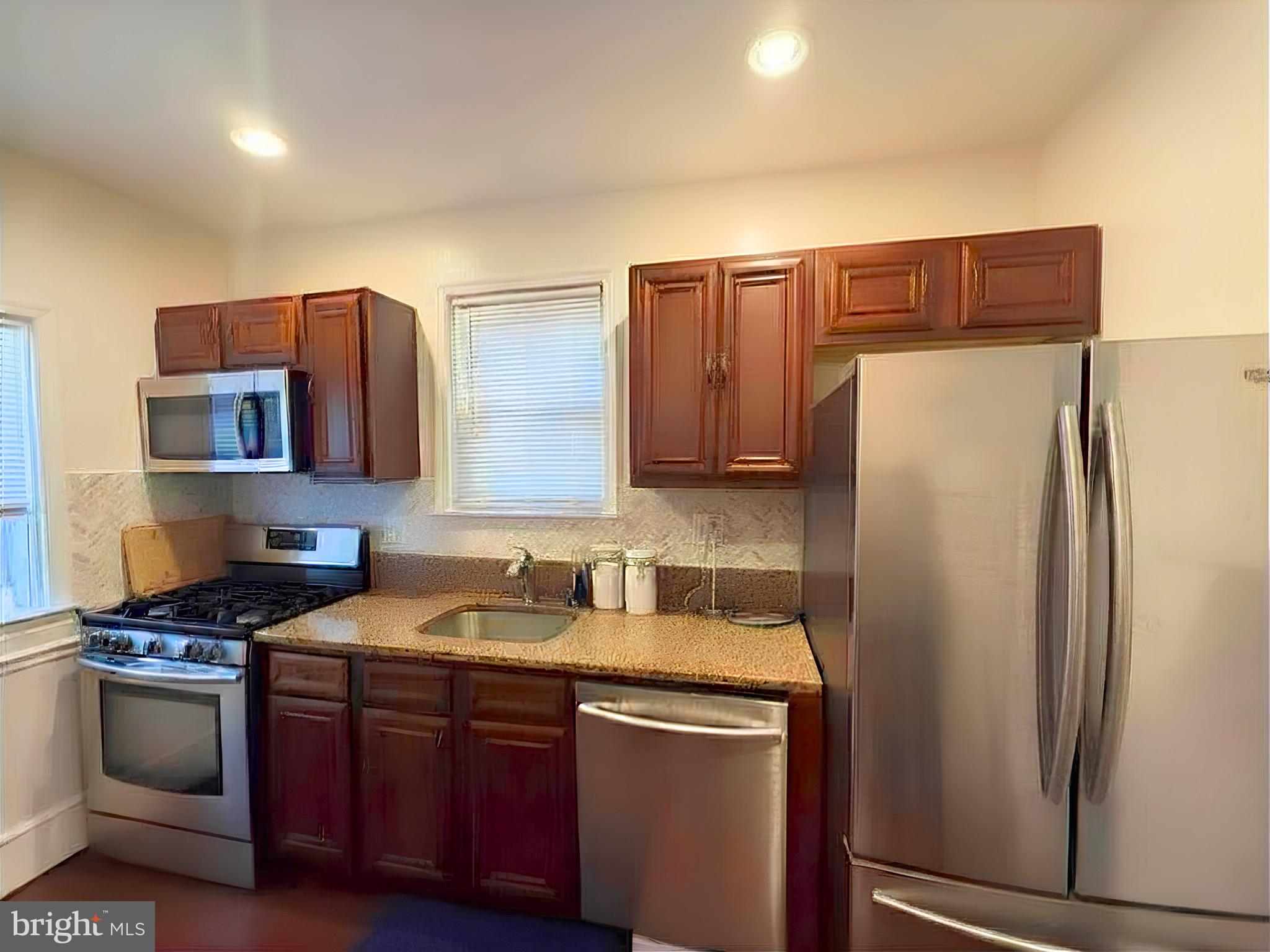 3803 COLBORNE ROAD