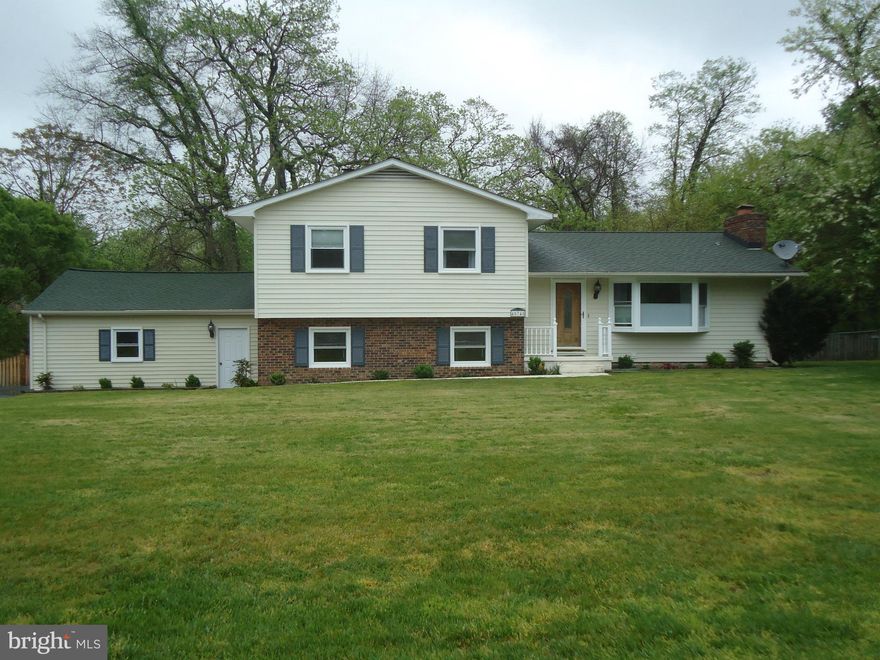 Terrific home in popular Breton Bay - walking distance to community beach/pier/water access (BBCA $50/yr) or golf. This home has had many upgrades in the past several years incl. new septic, heat pump. Two great fireplaces, wood or ceramic flooring throughout, family room and private office in lower level, fantastic deck, fully fenced back yard, shed!  It's a pleasure to visit.