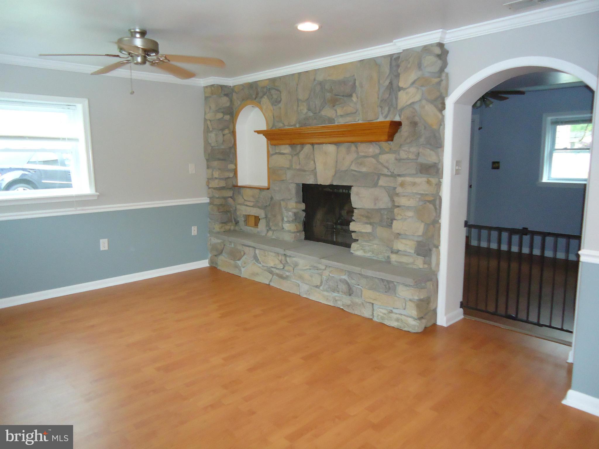 BRETON BAY ESTATES - Residential Lease