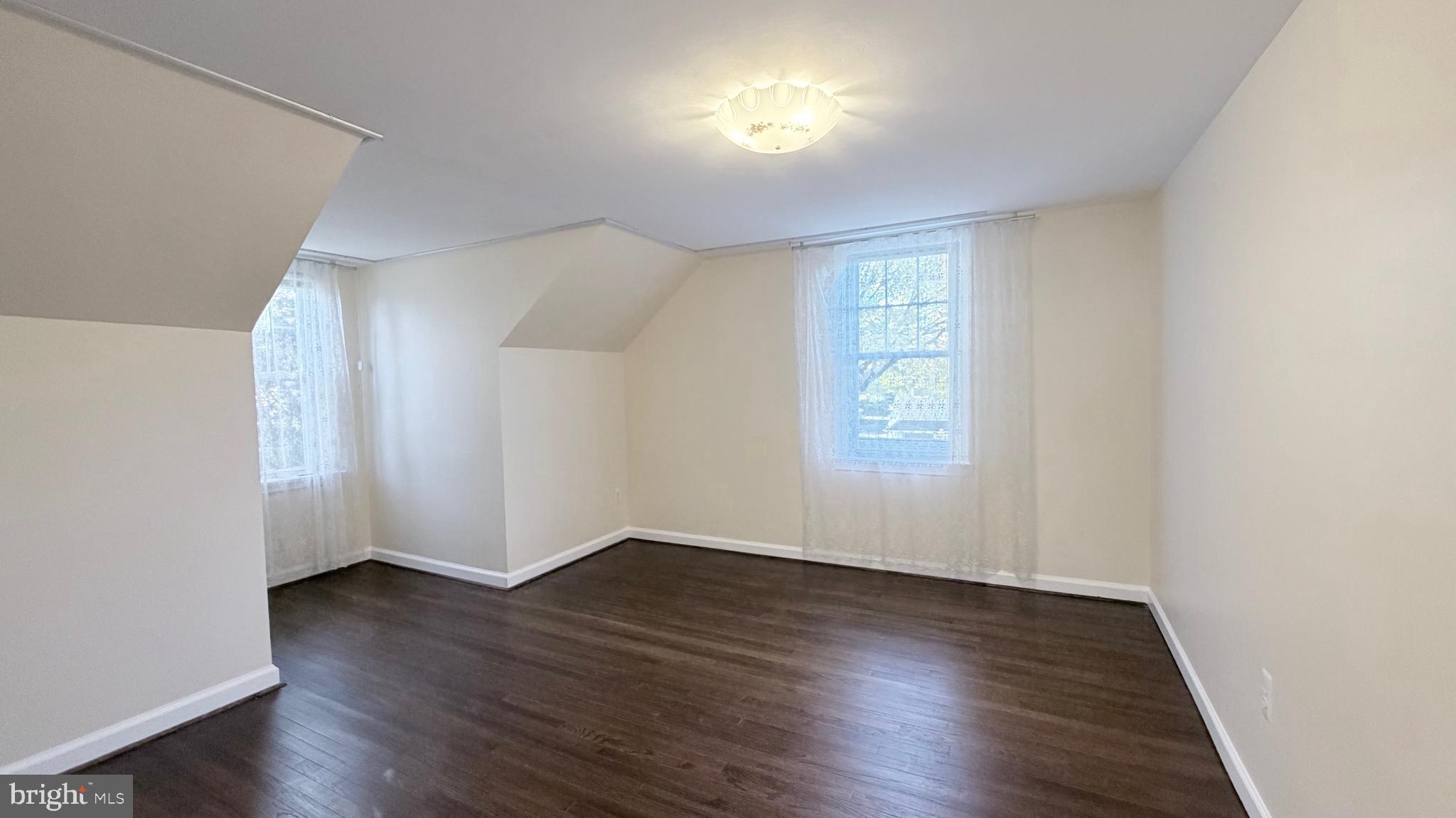 FEASTERVILLE - Residential Lease