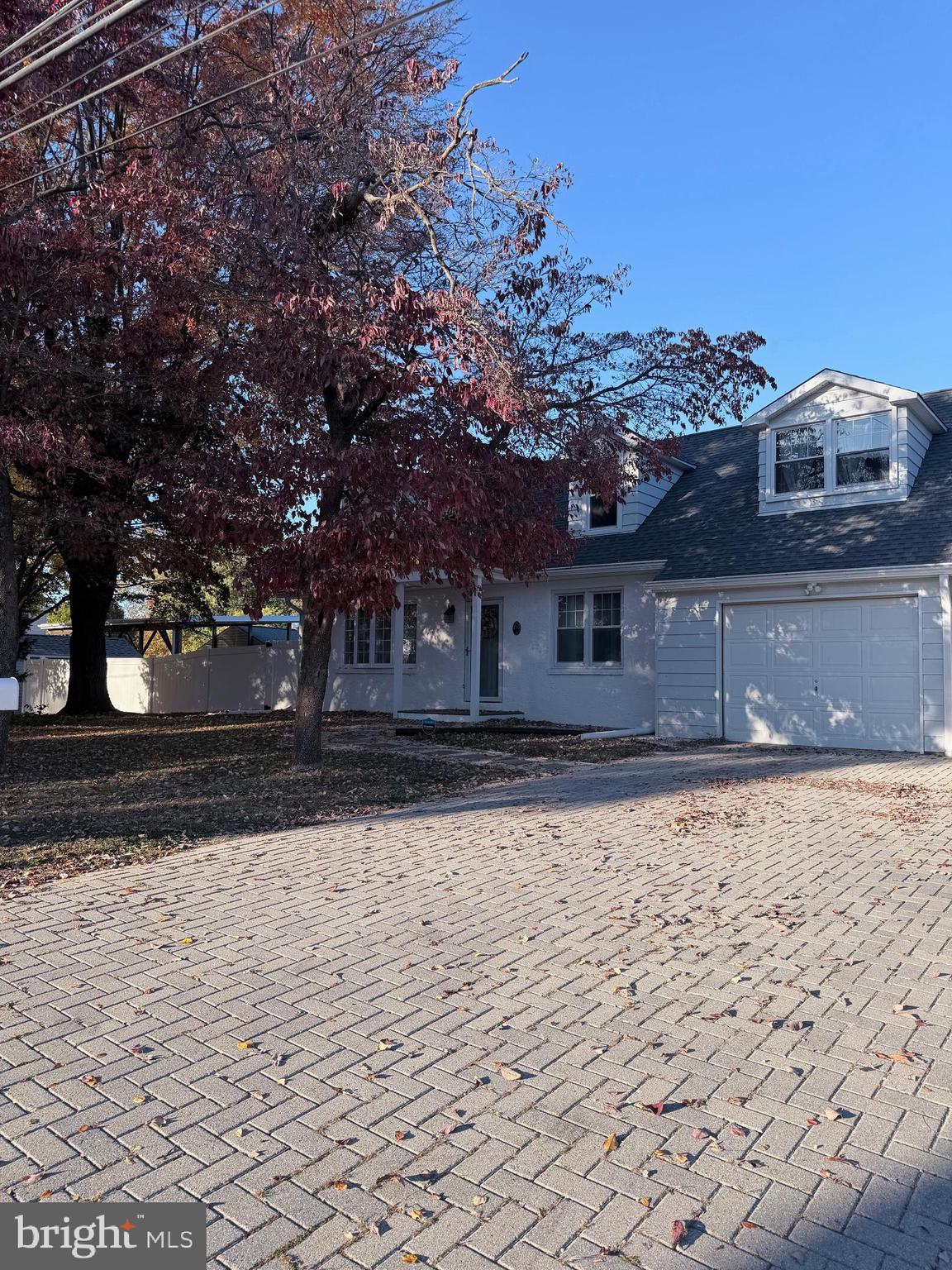 FEASTERVILLE - Residential Lease