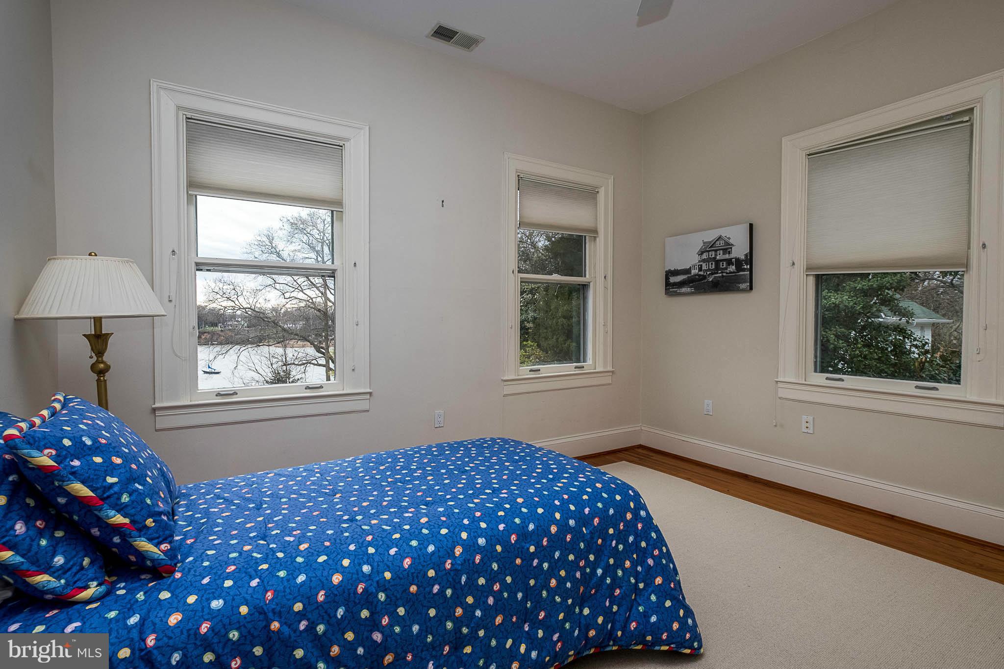 SEVERNA PARK - Residential