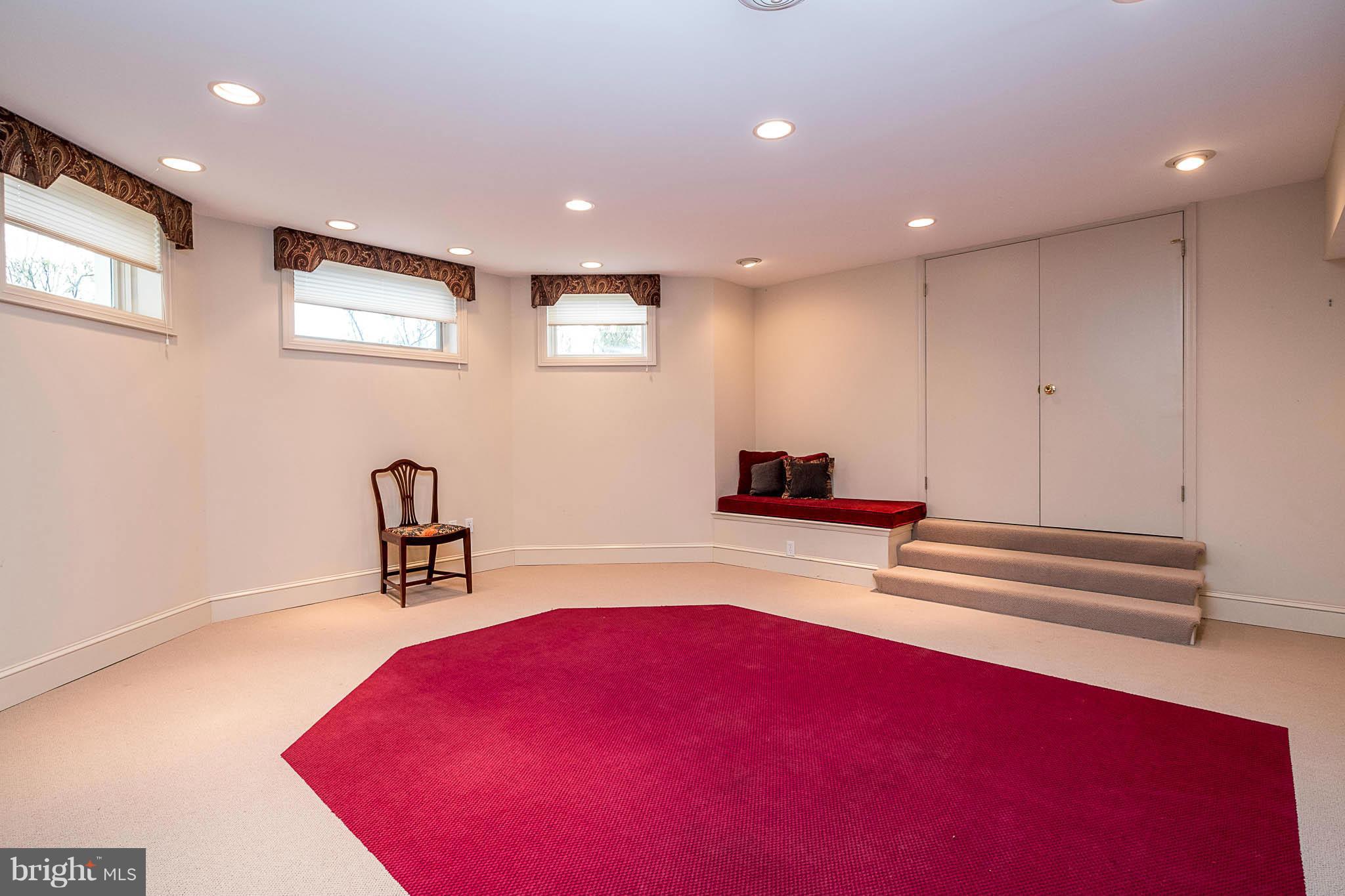 SEVERNA PARK - Residential