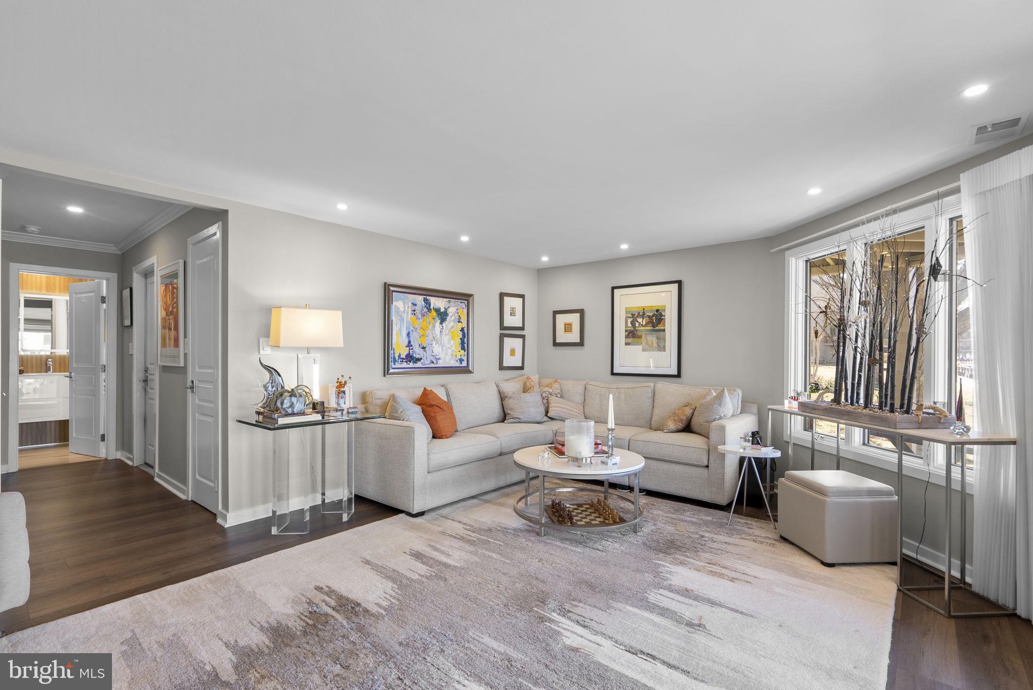 CHESAPEAKE HARBOUR - Residential