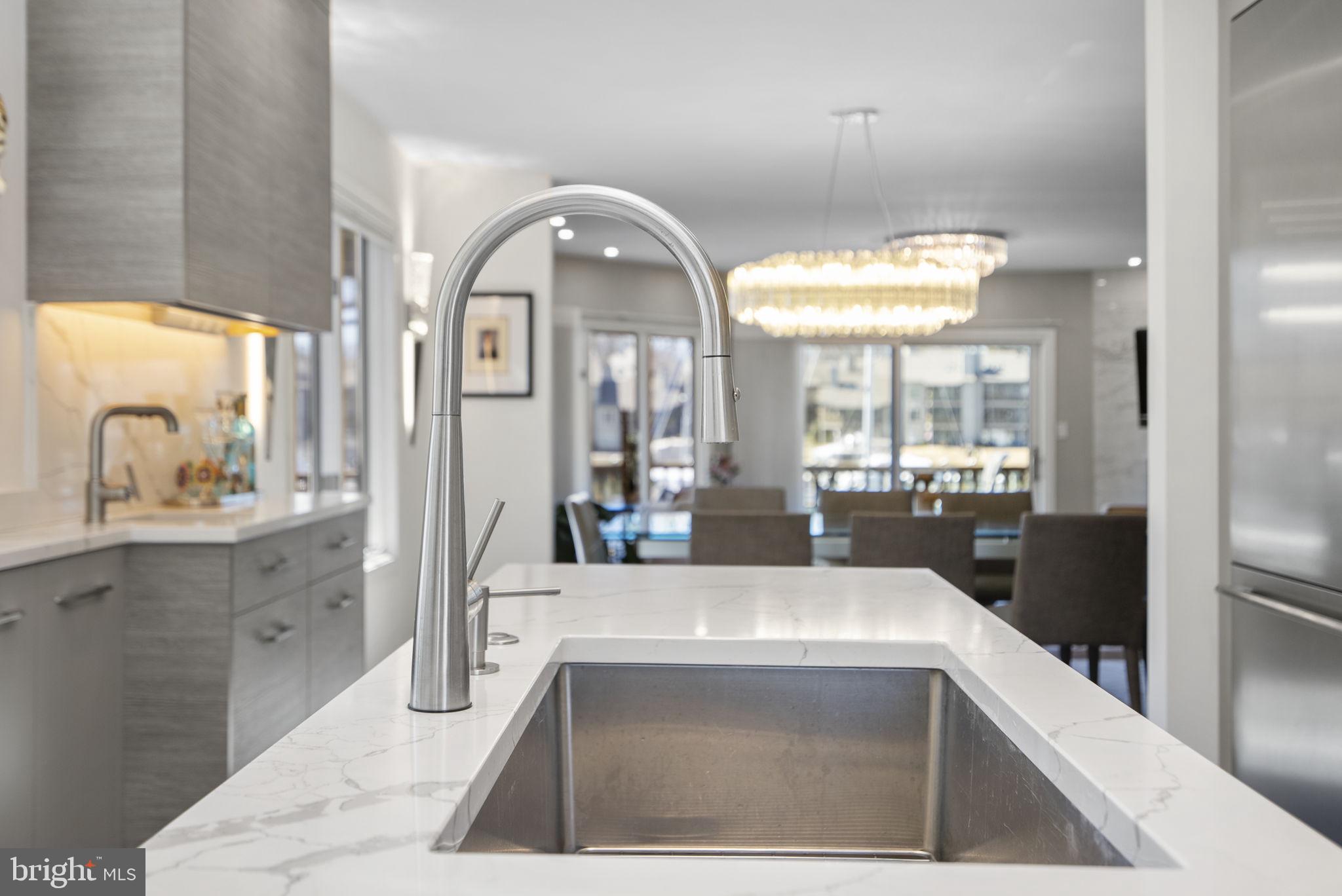 CHESAPEAKE HARBOUR - Residential