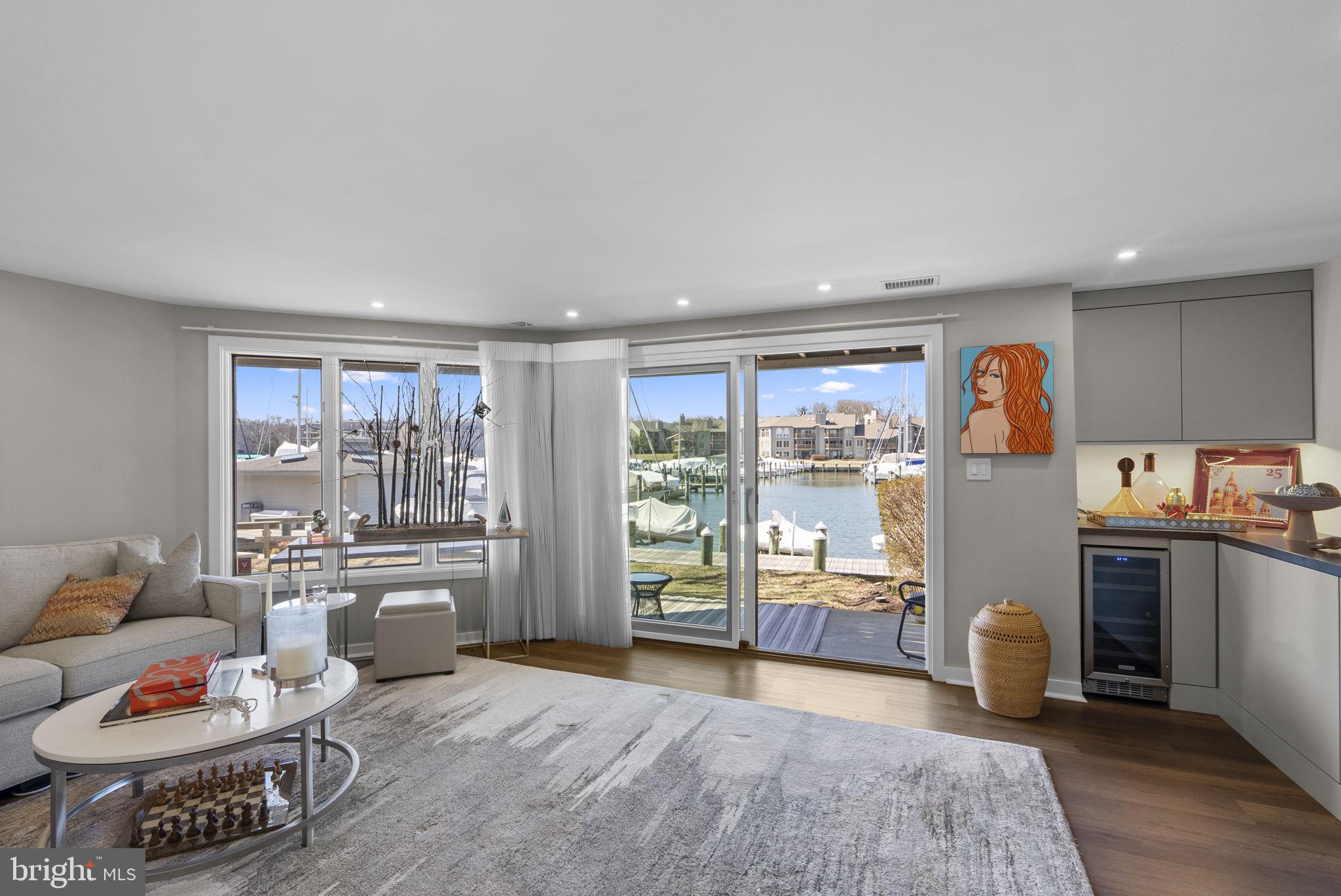 CHESAPEAKE HARBOUR - Residential