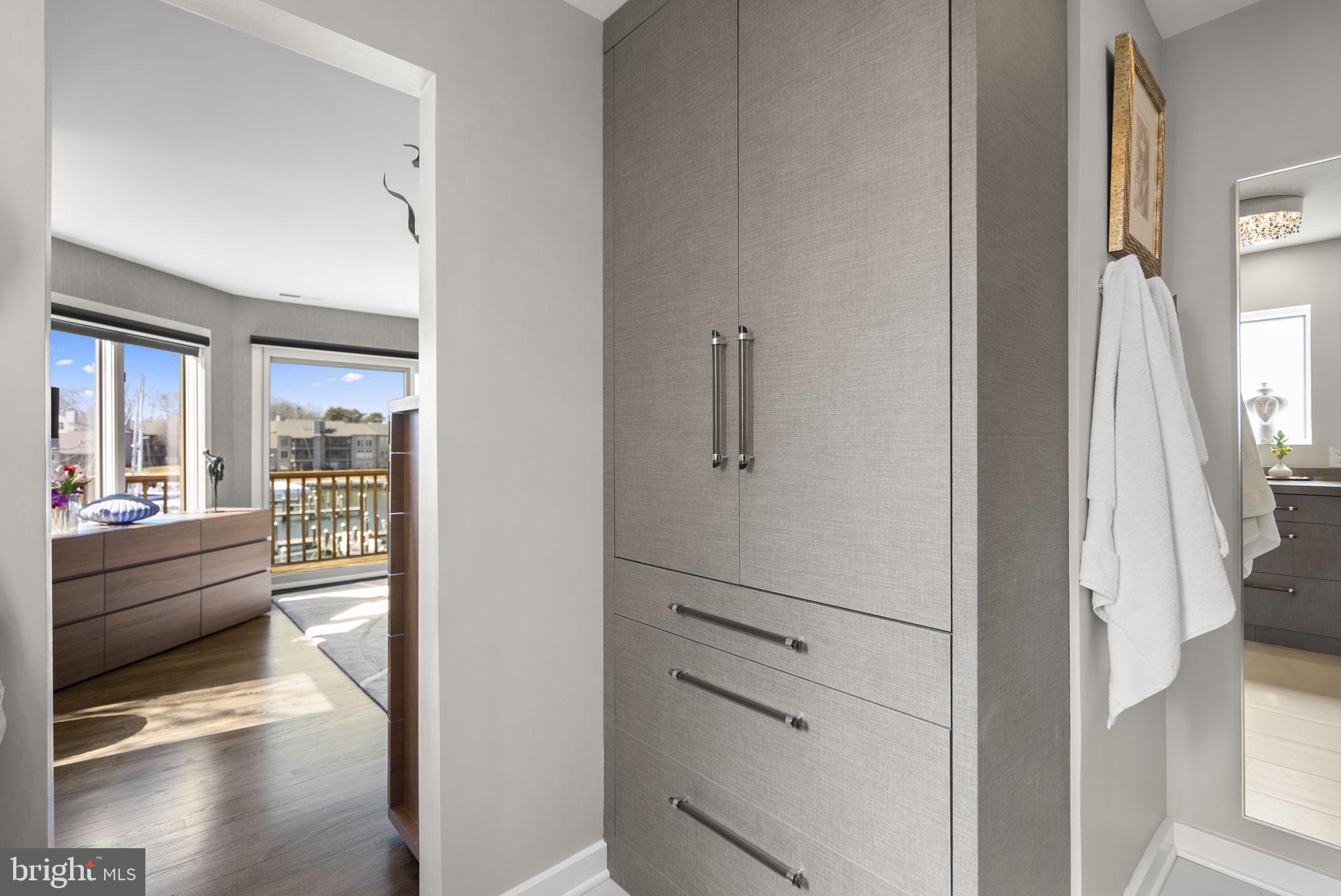 CHESAPEAKE HARBOUR - Residential