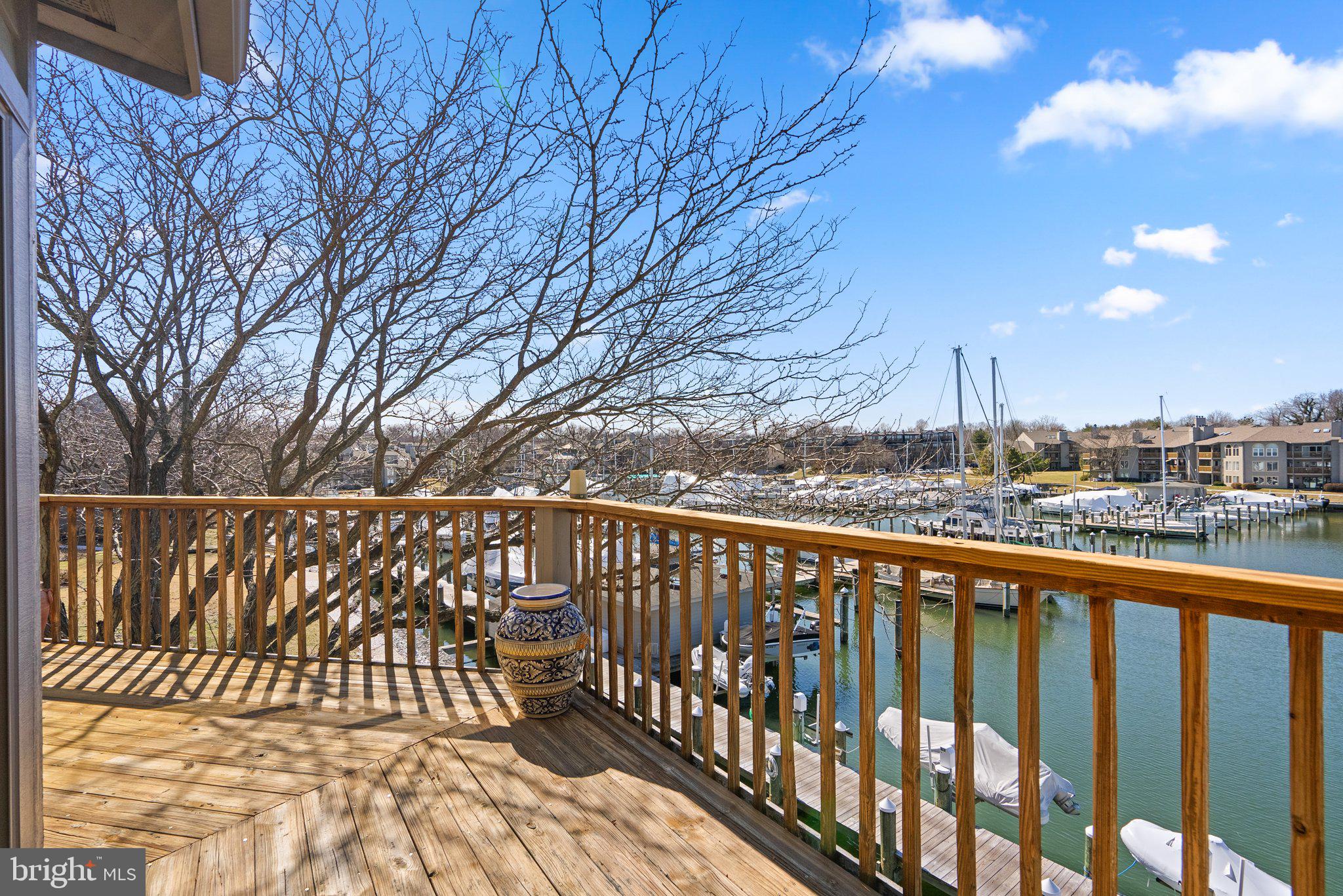 CHESAPEAKE HARBOUR - Residential