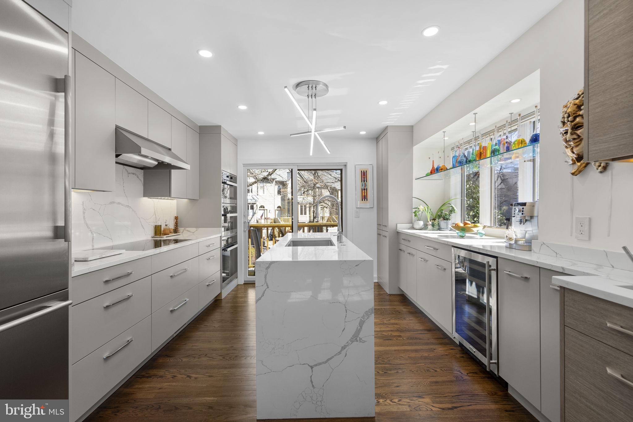 CHESAPEAKE HARBOUR - Residential